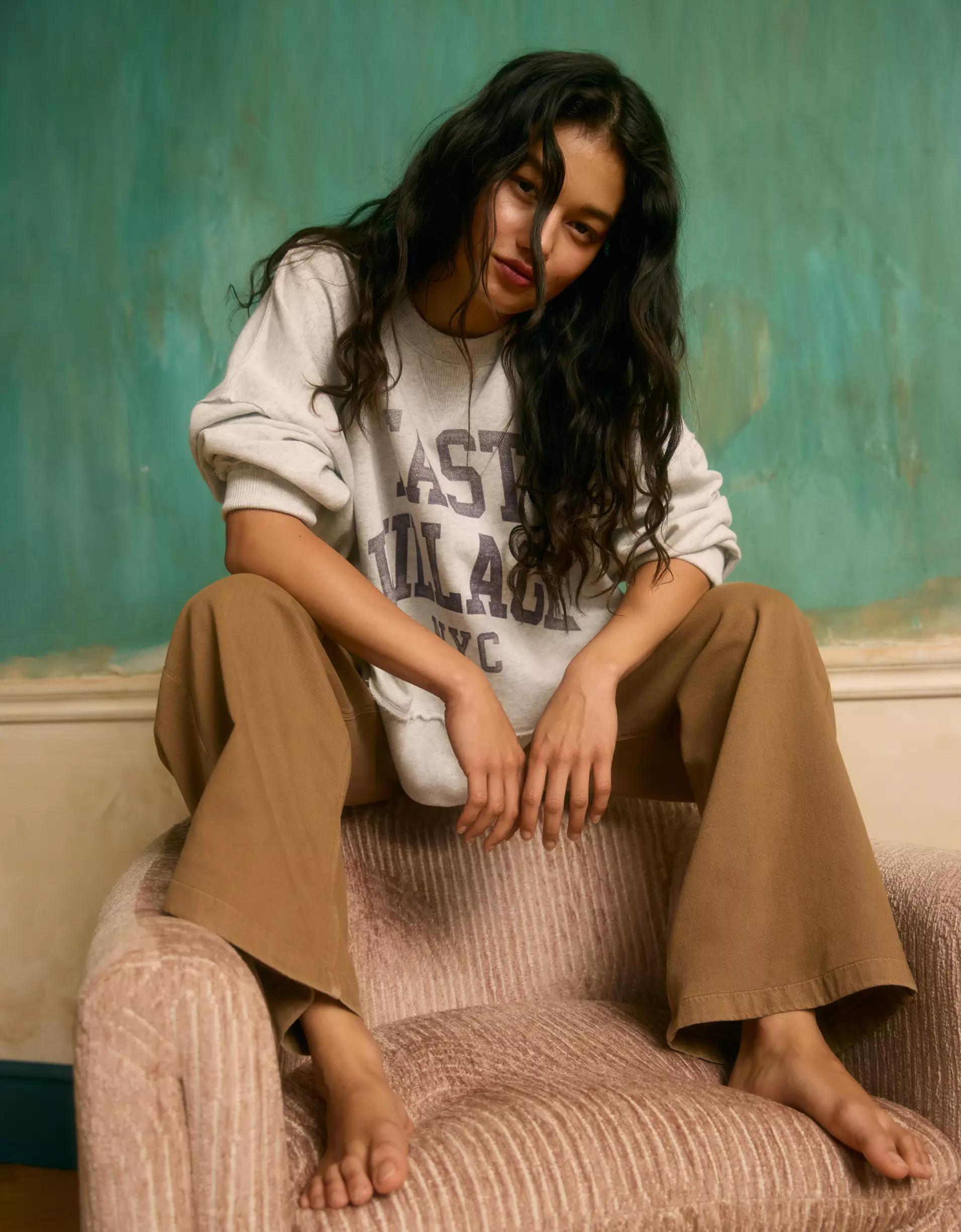 AE Big Hug Graphic Sweatshirt Product Image