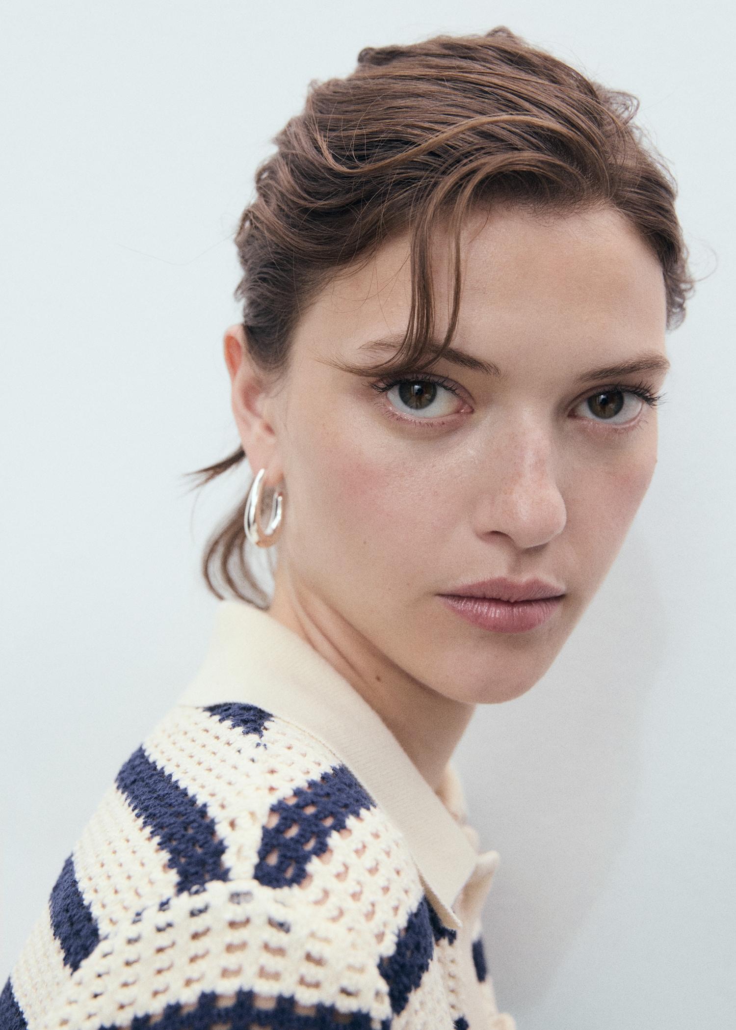 Short-sleeved striped cardigan - Women | MANGO USA Product Image