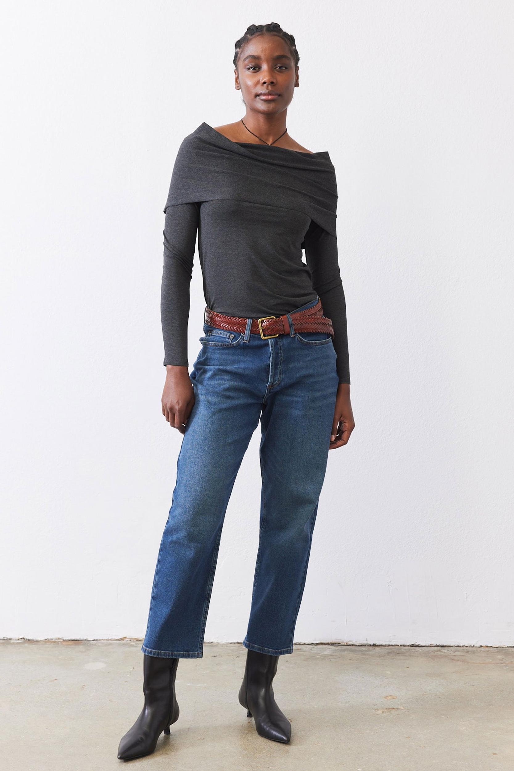 The Crop Mid-Rise Straight Jeans Product Image