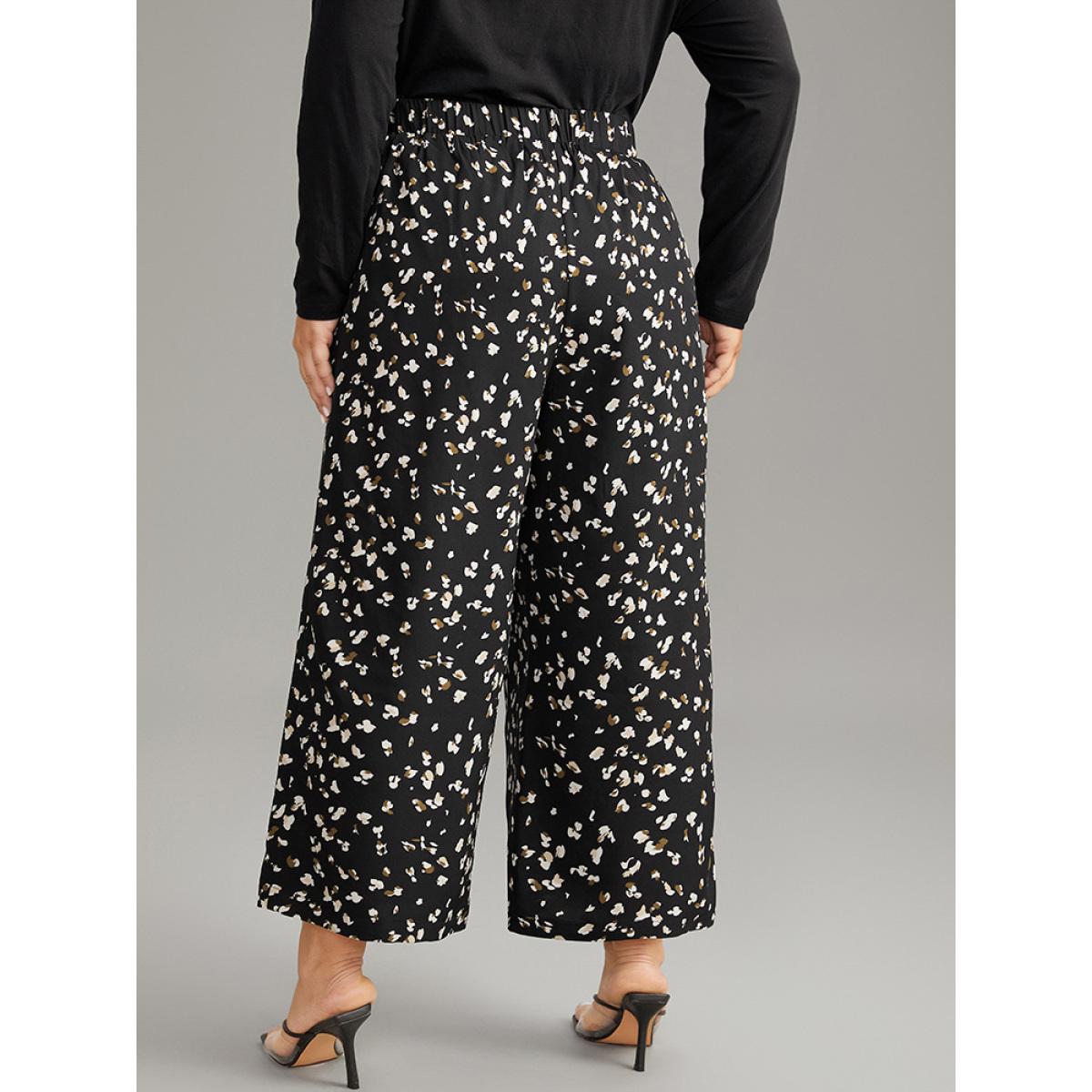 Plus Size Ditsy Floral Elastic Waist Ties Pants Women Black Casual Straight Leg High Rise Dailywear Pants BloomChic 14-16/1X Product Image