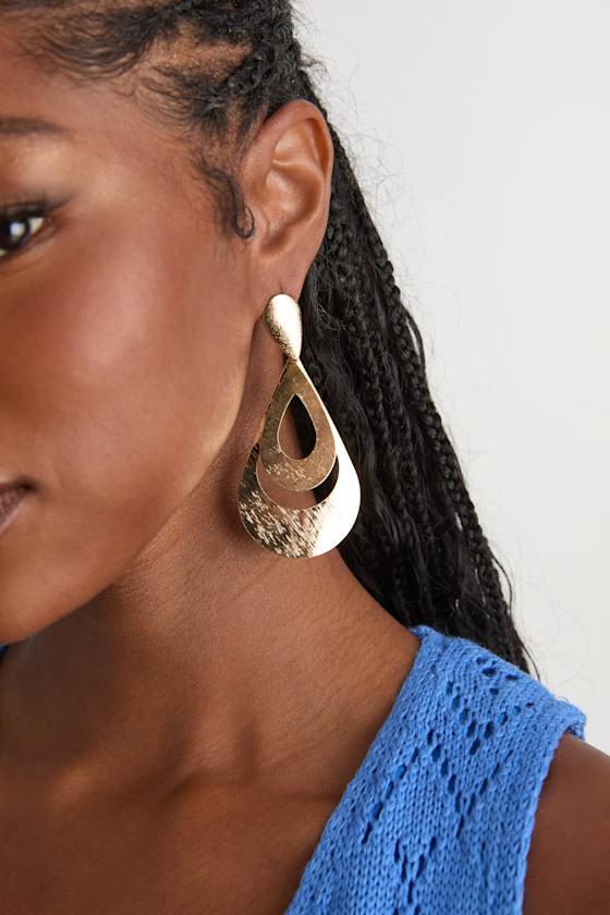 Lareya Gold Brushed Statement Earrings Product Image