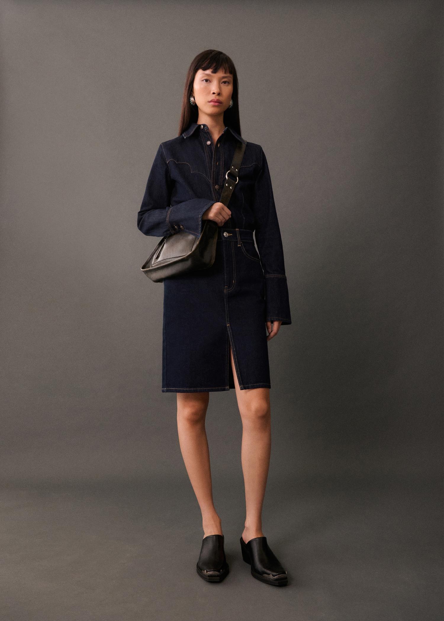 Rinse-wash denim midi-skirt - Women | MANGO USA Product Image