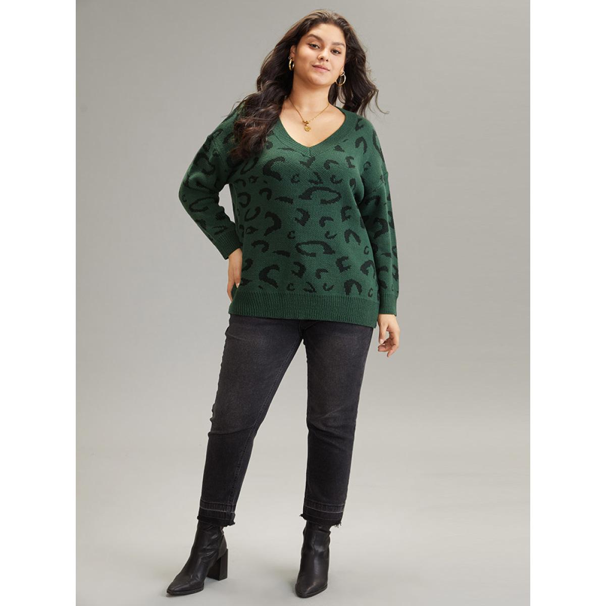 Plus Size Supersoft Essentials Leopard Print Drop Shoulder Pullover DarkGreen Women Casual Loose Long Sleeve V-neck Dailywear Pullovers BloomChic 30/6X Product Image