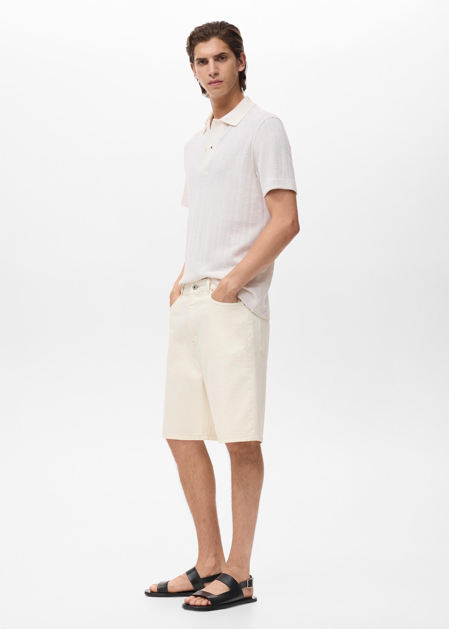 Denim relaxed-fit bermuda shorts - Men | MANGO USA Product Image