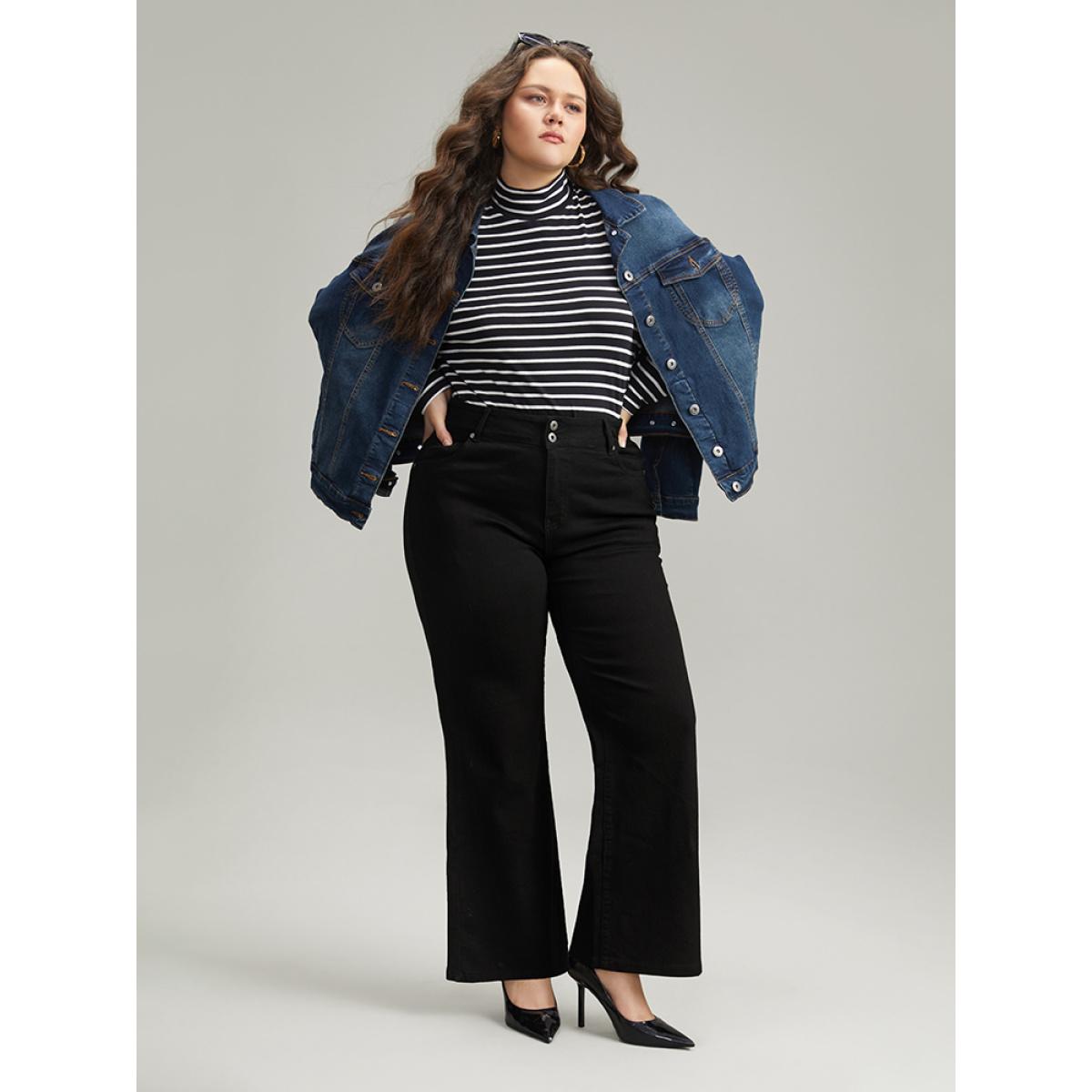 Plus Size Wide Leg Black Wash Very Stretchy Jeans Women Black Casual Plain Non High stretch Slanted pocket Jeans BloomChic 24/3X Product Image