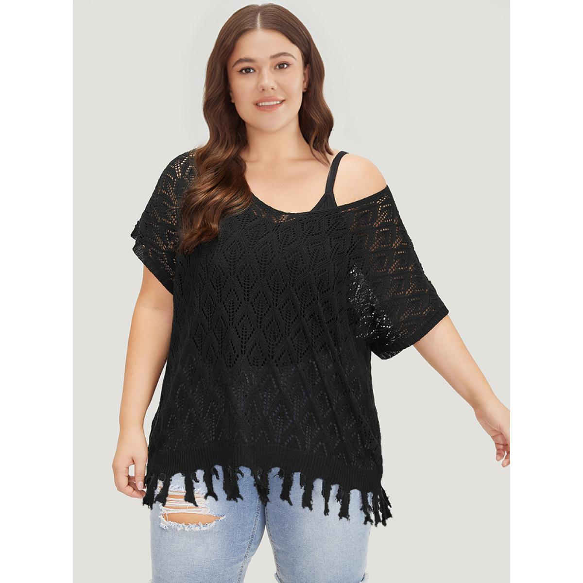 Plus Size Plain Geometric Eyelet Patchwork Tassels Batwing Sleeve Pullover Black Women Casual Loose Short sleeve V-neck Dailywear Pullovers BloomChic 12/L Product Image