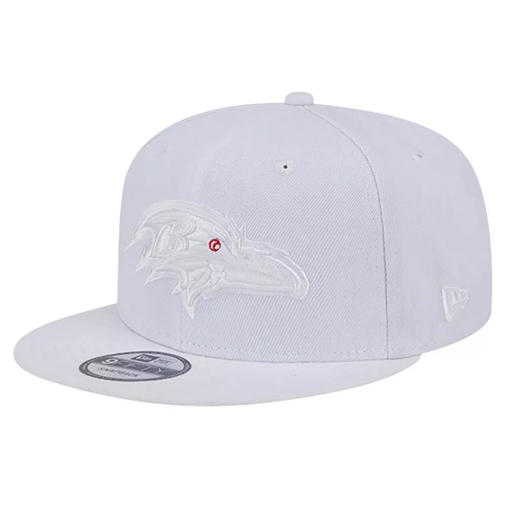Men's New Era Baltimore Ravens Main White on White 9FIFTY Snapback Hat Product Image