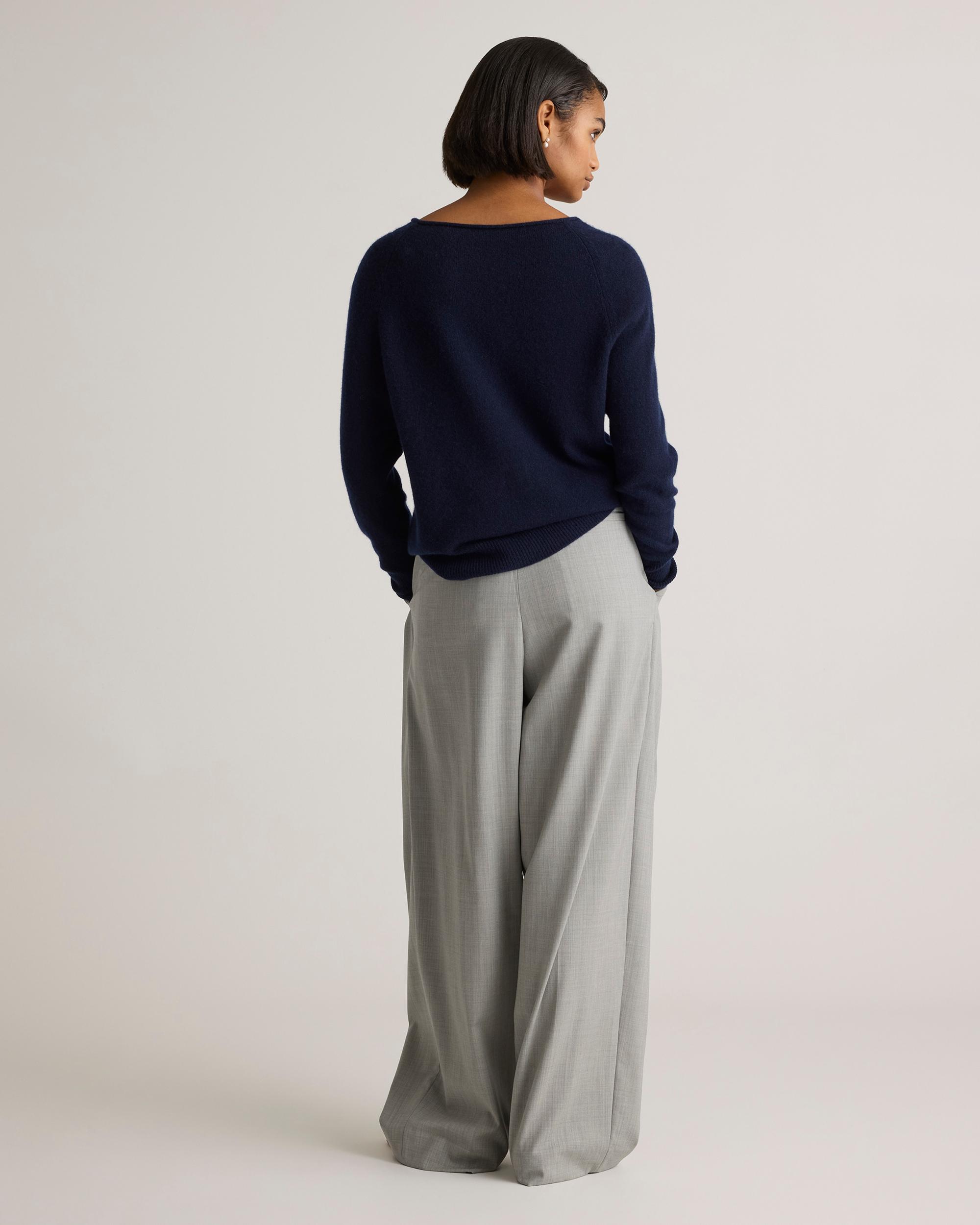 Quince | Women's Mongolian Cashmere Boatneck Sweater Size XL Product Image