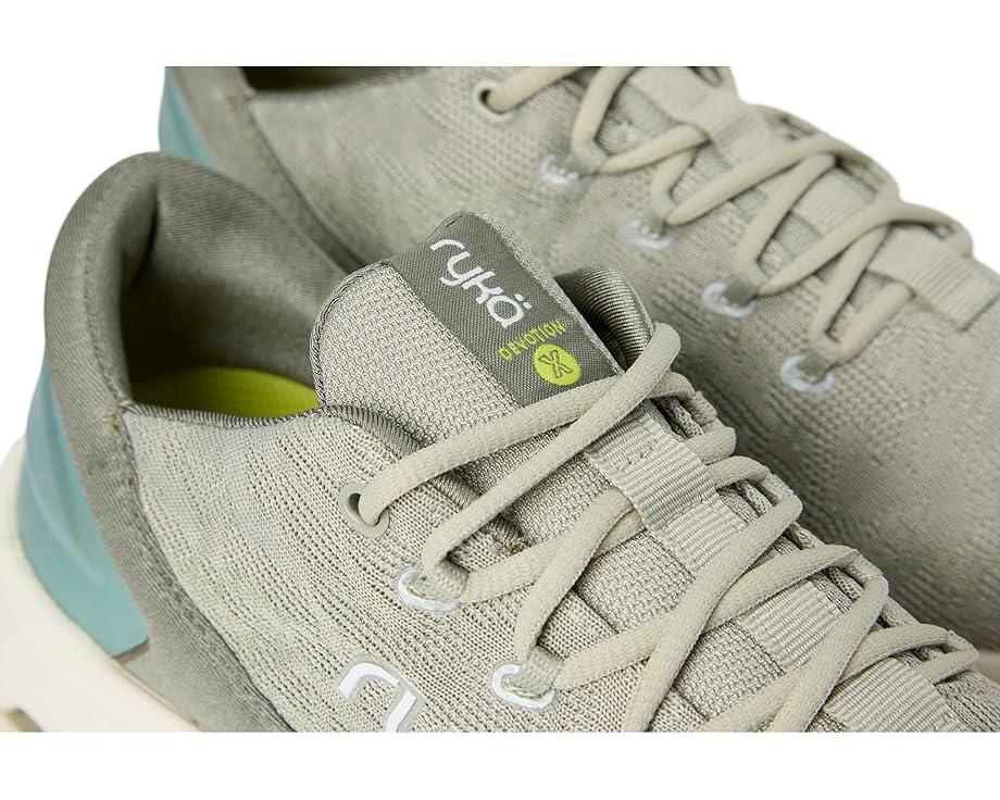 Devotion X TR Walking Shoes Product Image