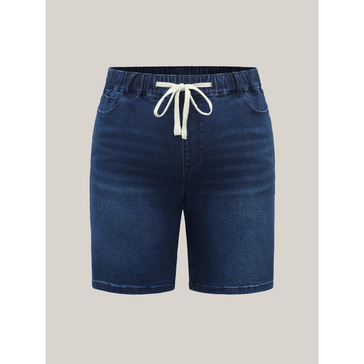 Plus Size Stretchy Waist Tie Straight-Leg Denim Shorts Women Denimindigo No stretch Casual Slanted pocket Leisure Denim Shorts BloomChic 12/L Product Image