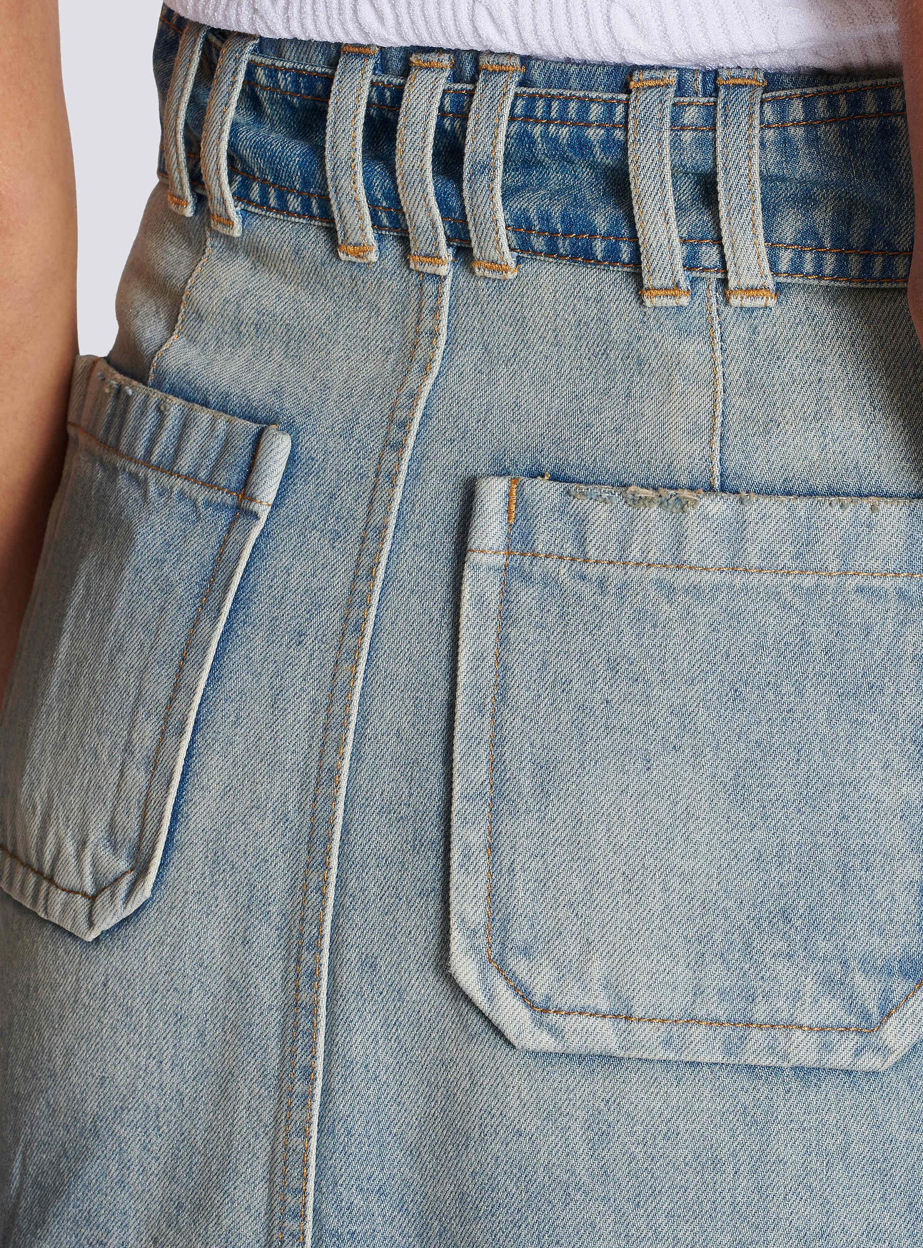 Denim skirt with pockets Product Image