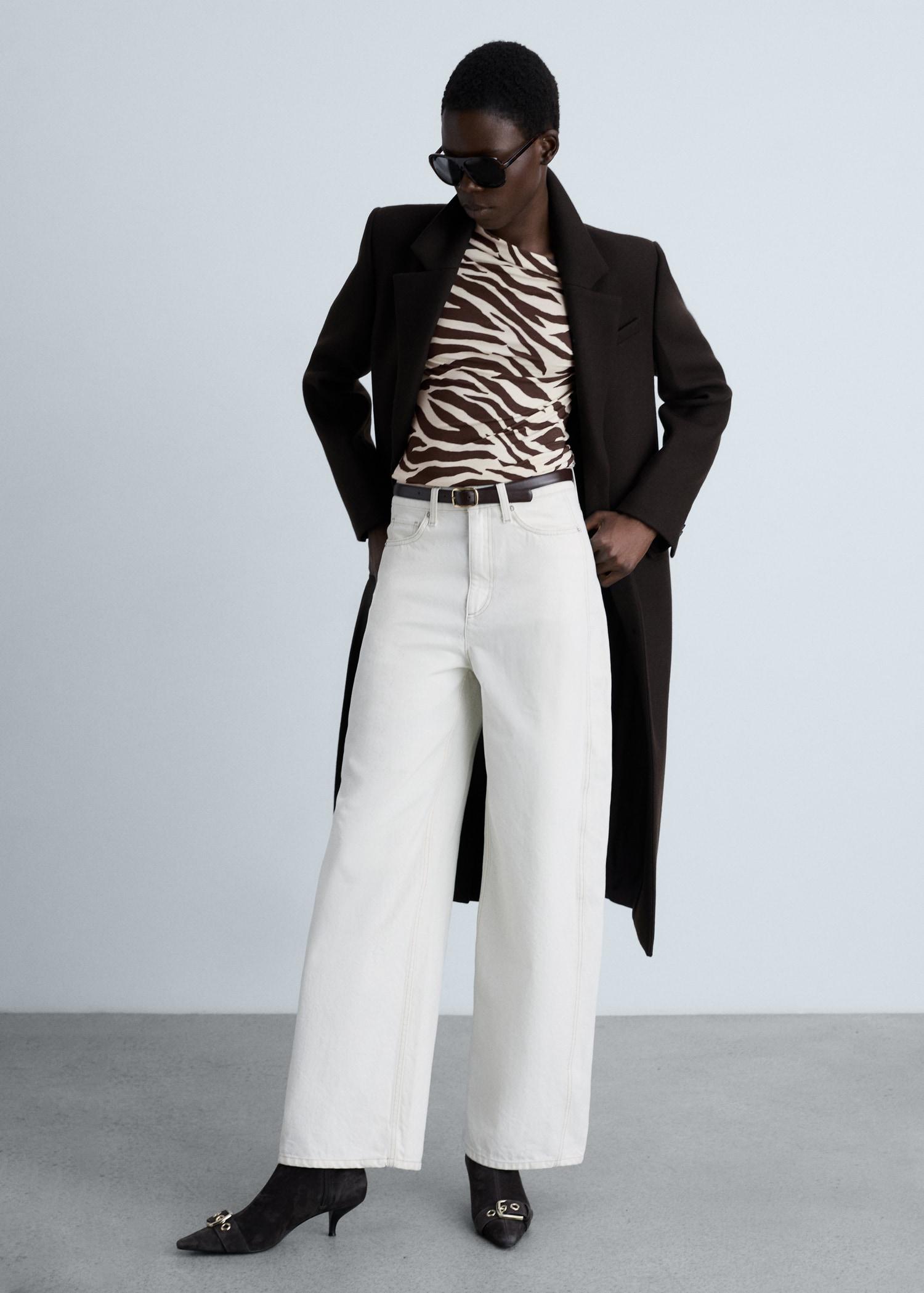 Zebra-print asymmetrical-neck t-shirt - Women | MANGO USA Product Image