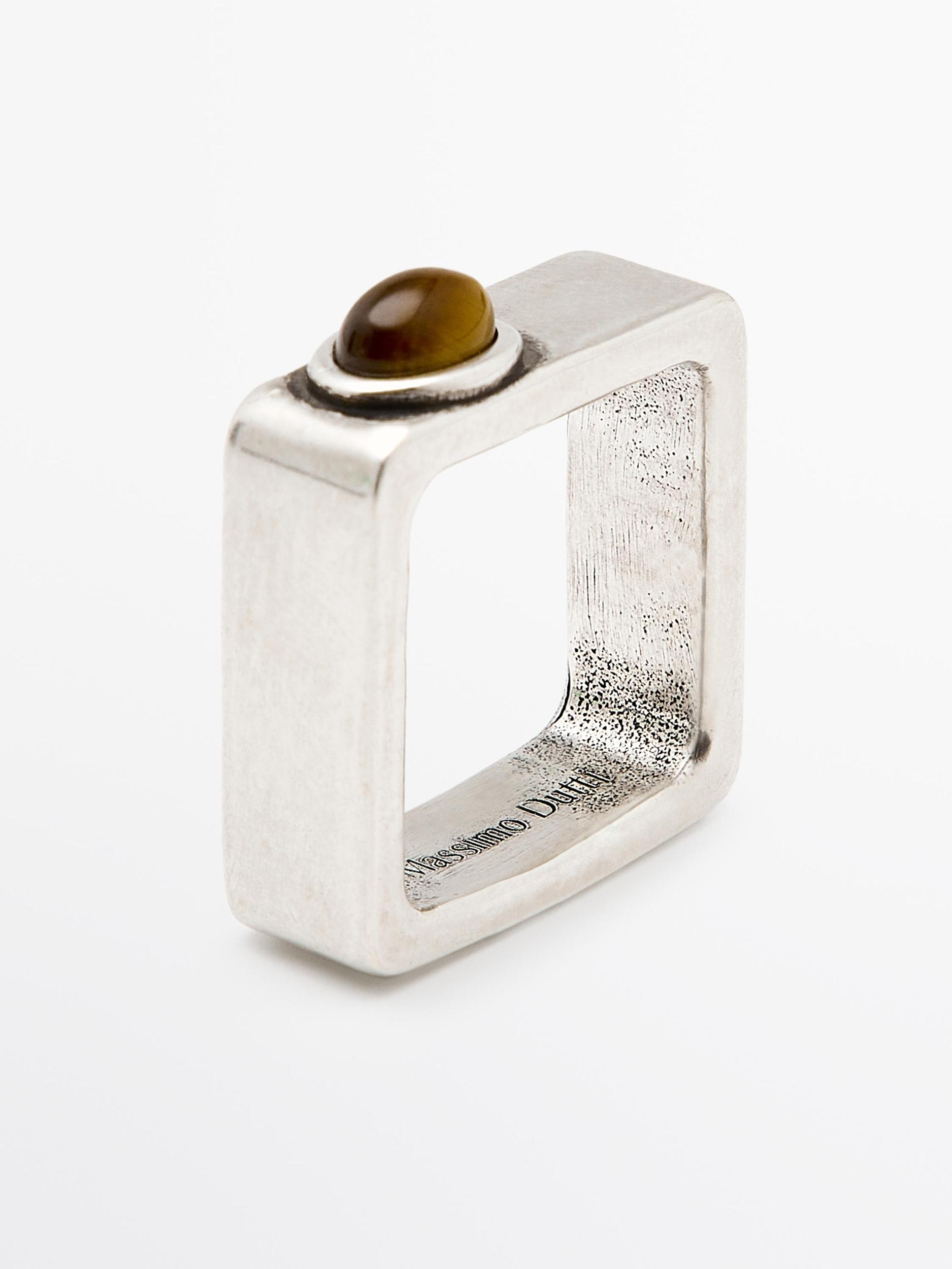 Pack of geometric stone rings Product Image