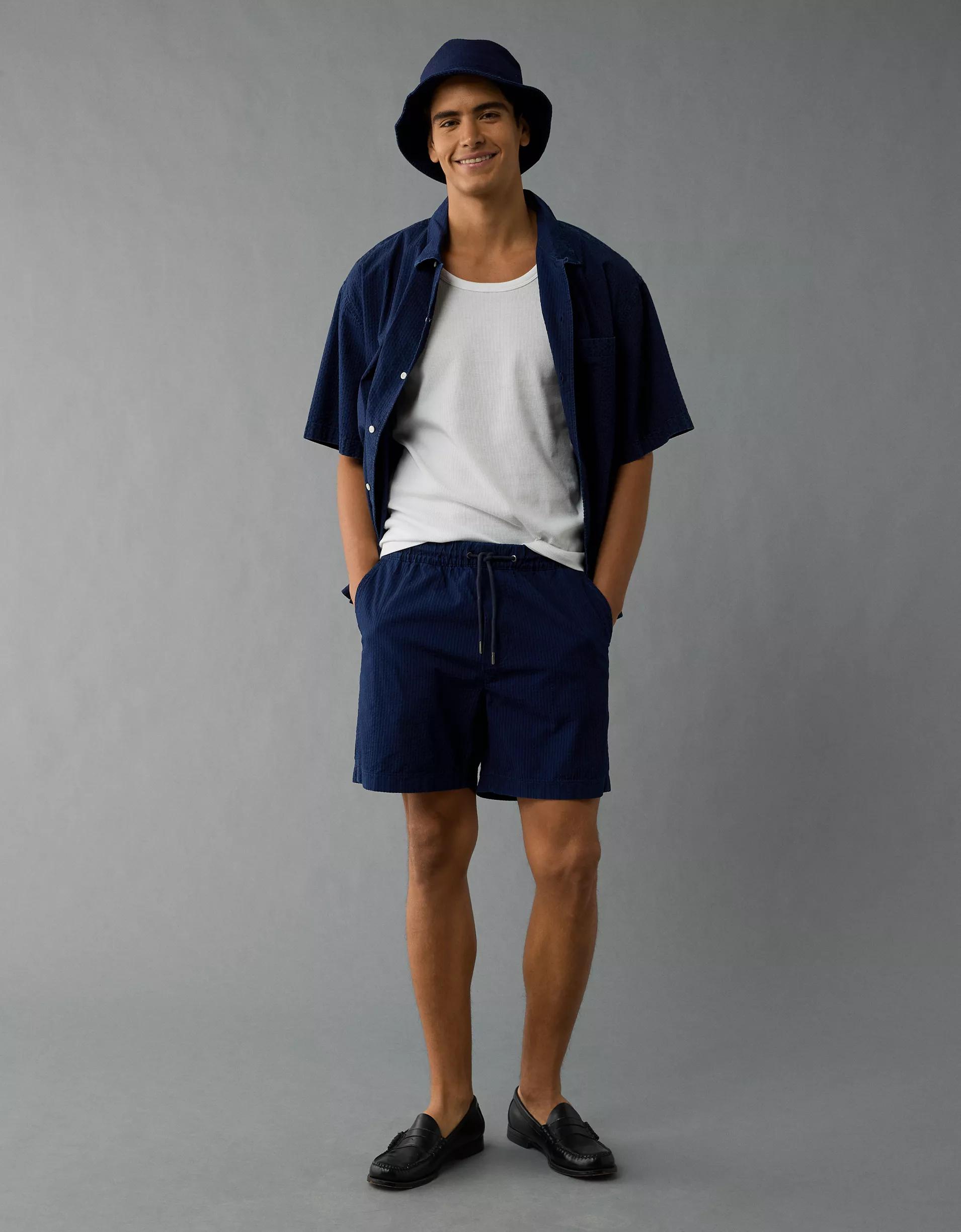 AE 7" Lived-In Trekker Short Product Image