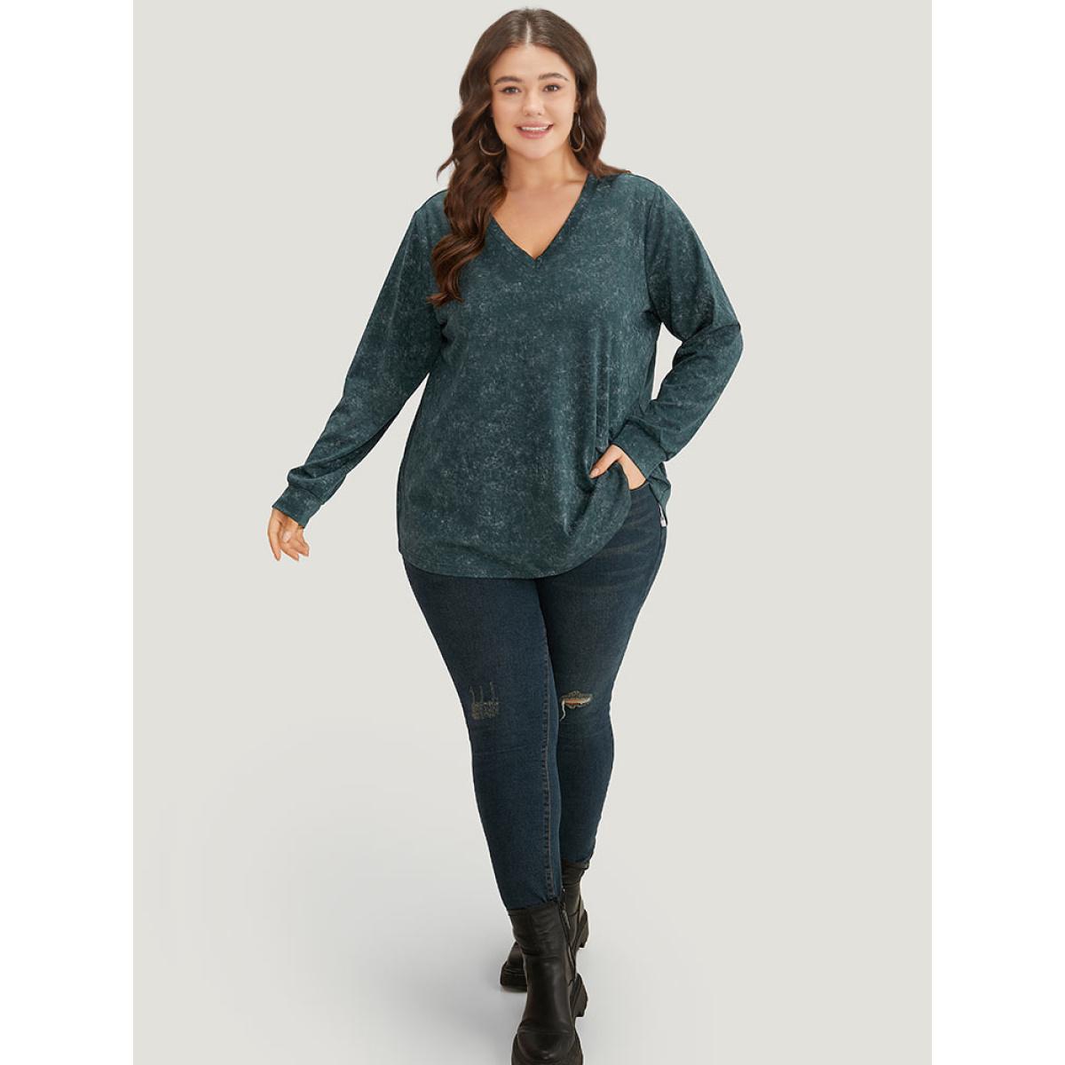 Plus Size Solid Vintage V Neck Sweatshirt Women Cyan Casual Plain V-neck Dailywear Sweatshirts BloomChic 12/L Product Image