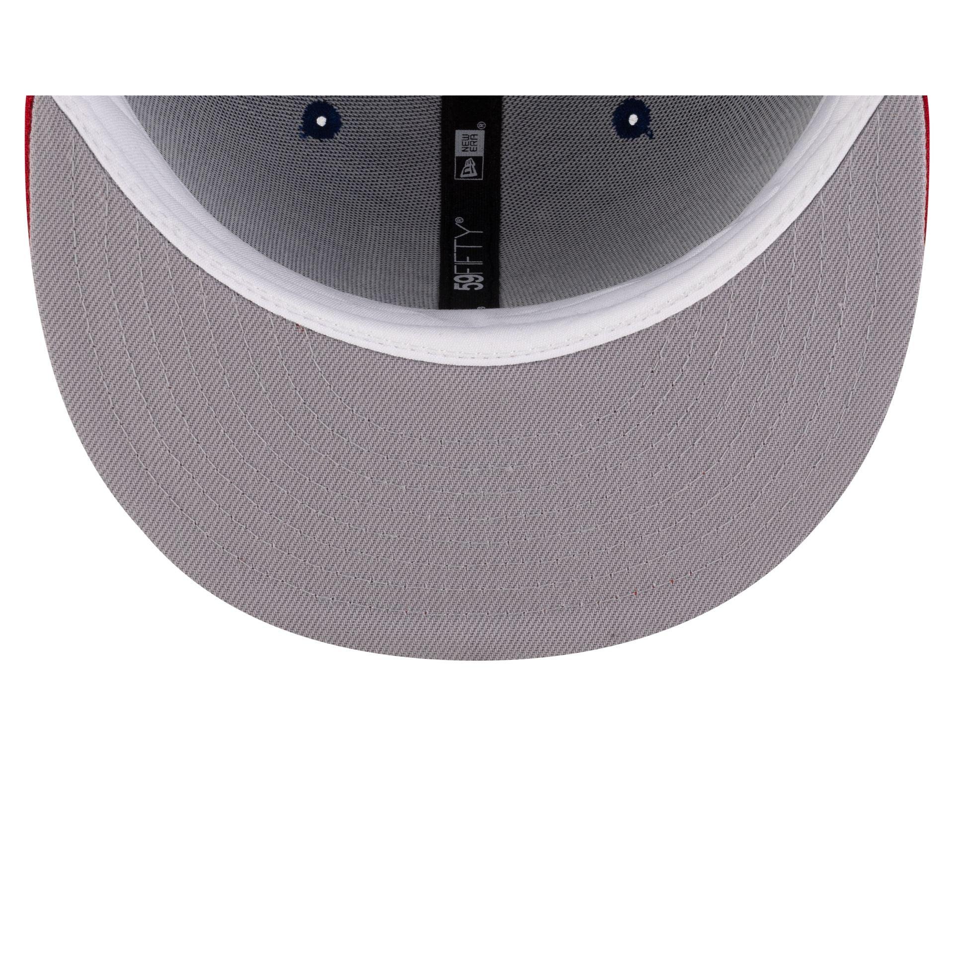 New York Yankees Metallic Gold Logo 59FIFTY Fitted Hat Male Product Image