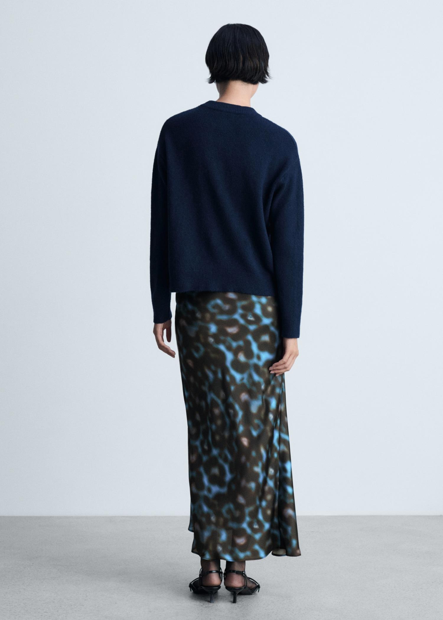 Printed satin skirt - Women | MANGO USA Product Image