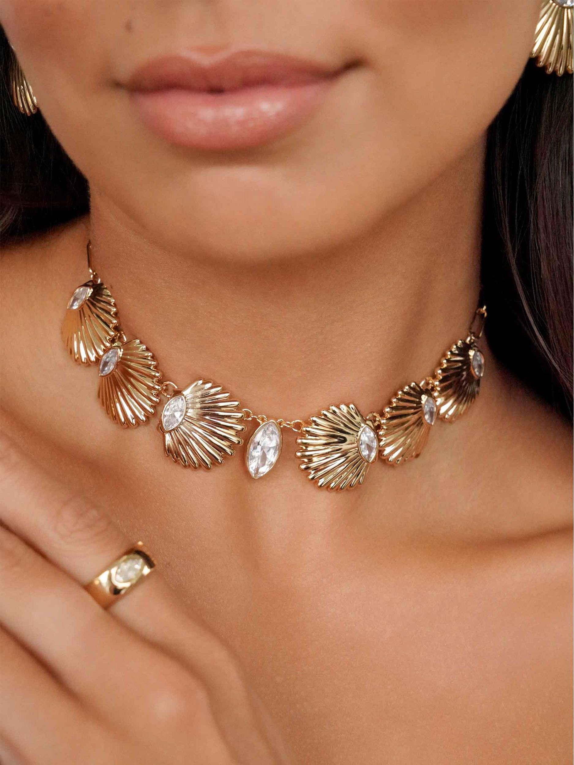 Santorini Shell Choker Product Image