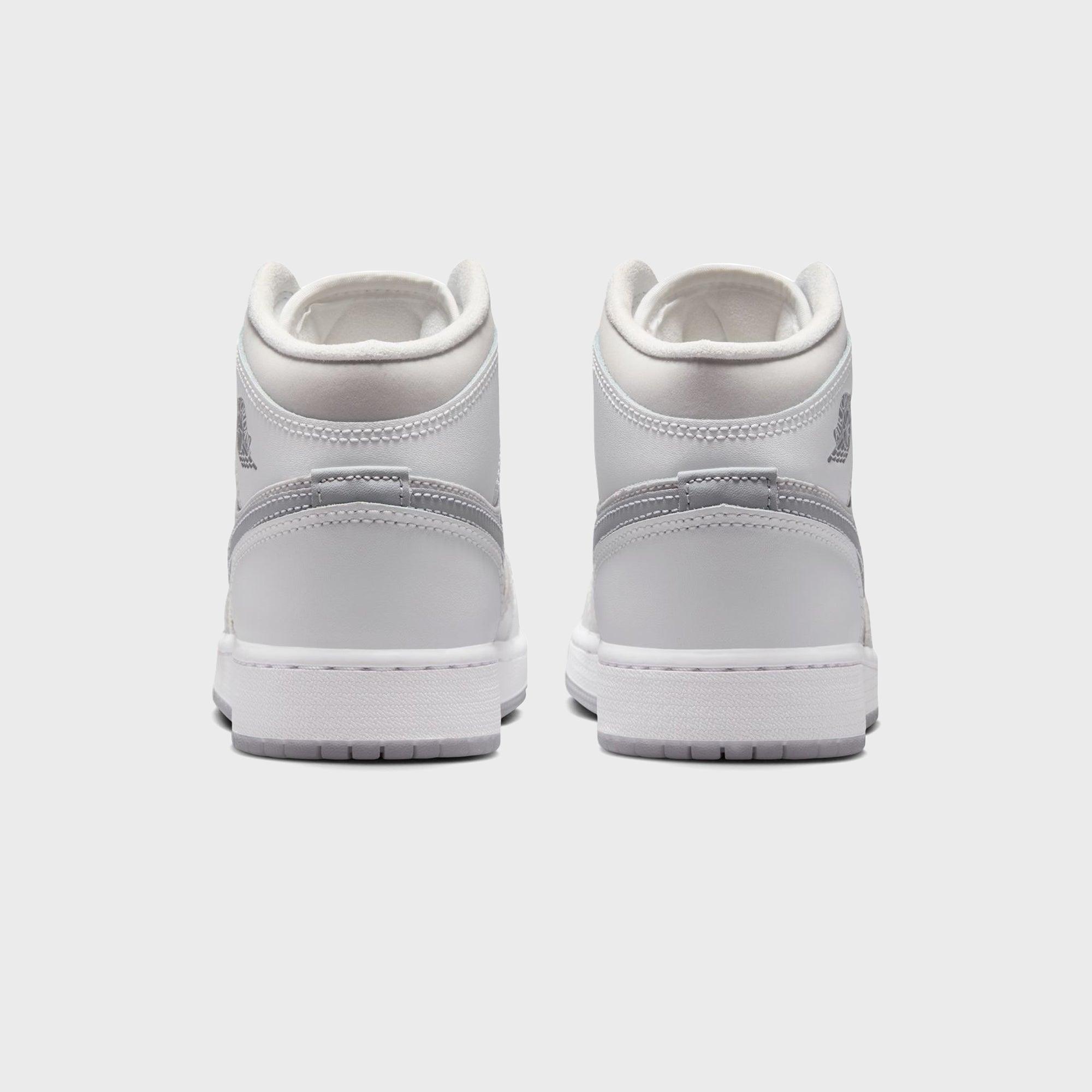 Jordan Air Jordan 1 Mid SE - Summit White / Metallic Silver Male Product Image