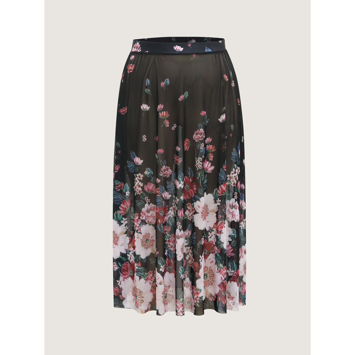 Plus Size Two-Piece Floral Print Sarong, Swimsuit Women's Swimwear Black Resort Curve Bathing Suits High stretch One Pieces BloomChic 30/6X Product Image