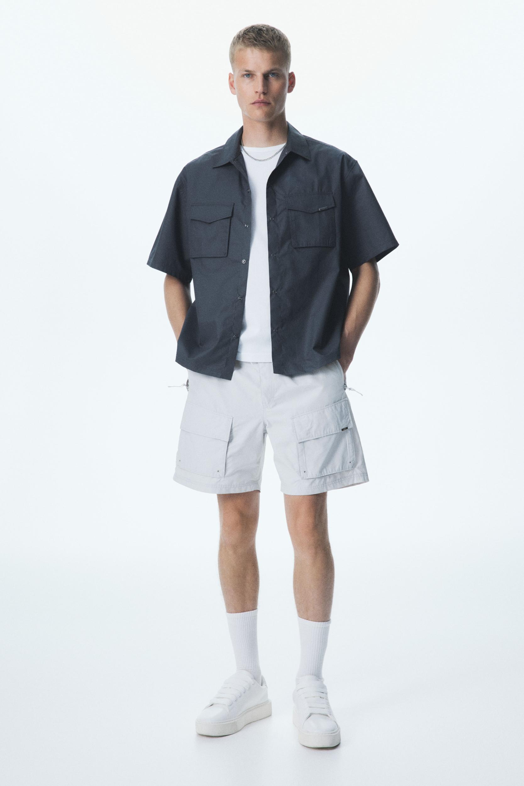 Cargo Shorts Product Image