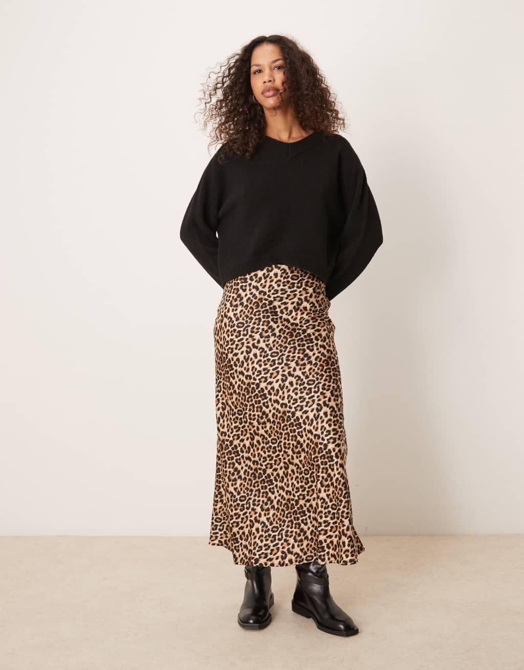VILA satin midi skirt in leopard print Product Image