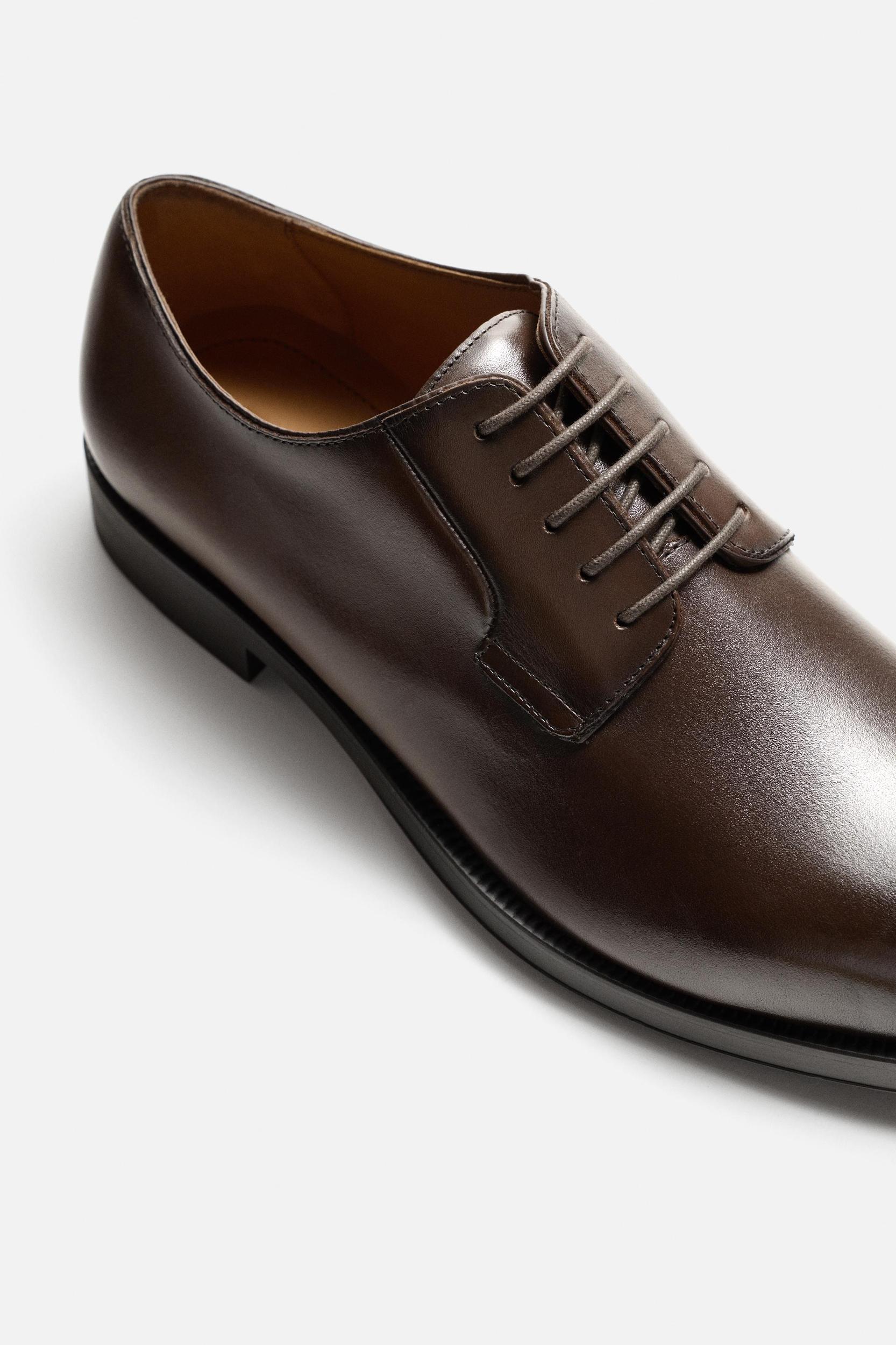 LEATHER DRESS SHOE Product Image