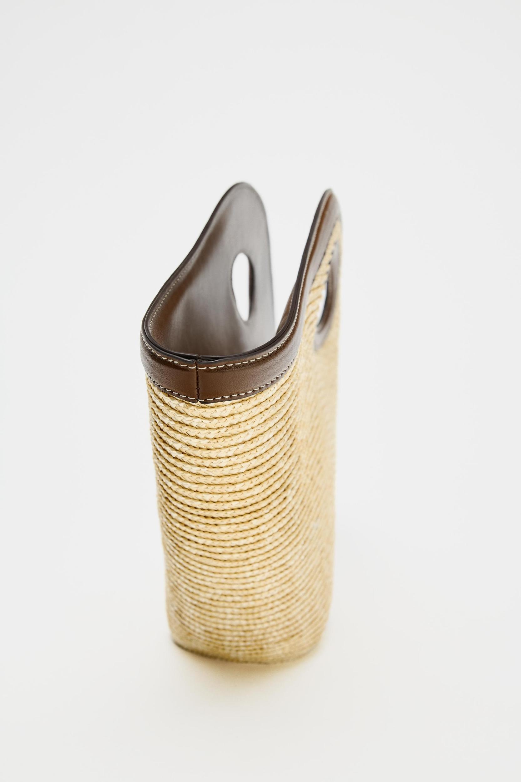 CONTRASTING BAG Product Image