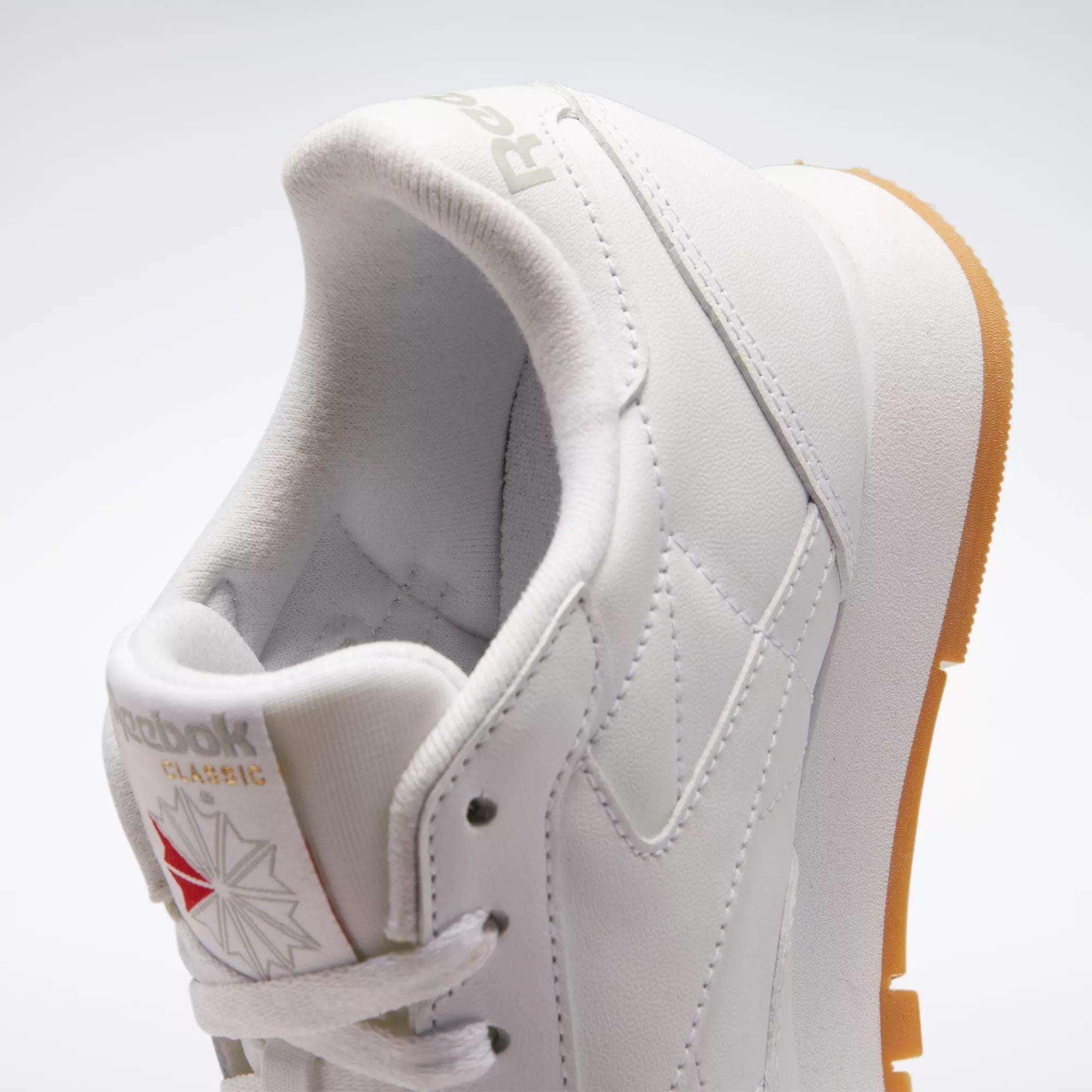 Women's Classic Leather Shoes Female Product Image