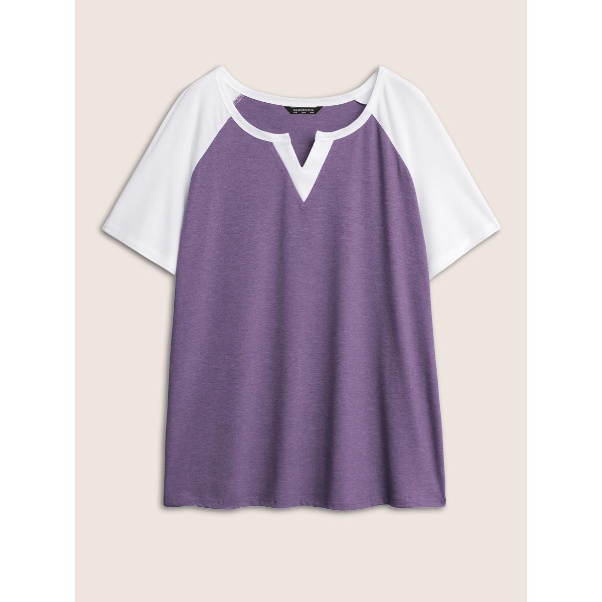 Plus Size Colorblock Contrast Notched Raglan Sleeve T-shirt Mauve Women Casual Plain Everyday T-shirts BloomChic 26/4X Product Image