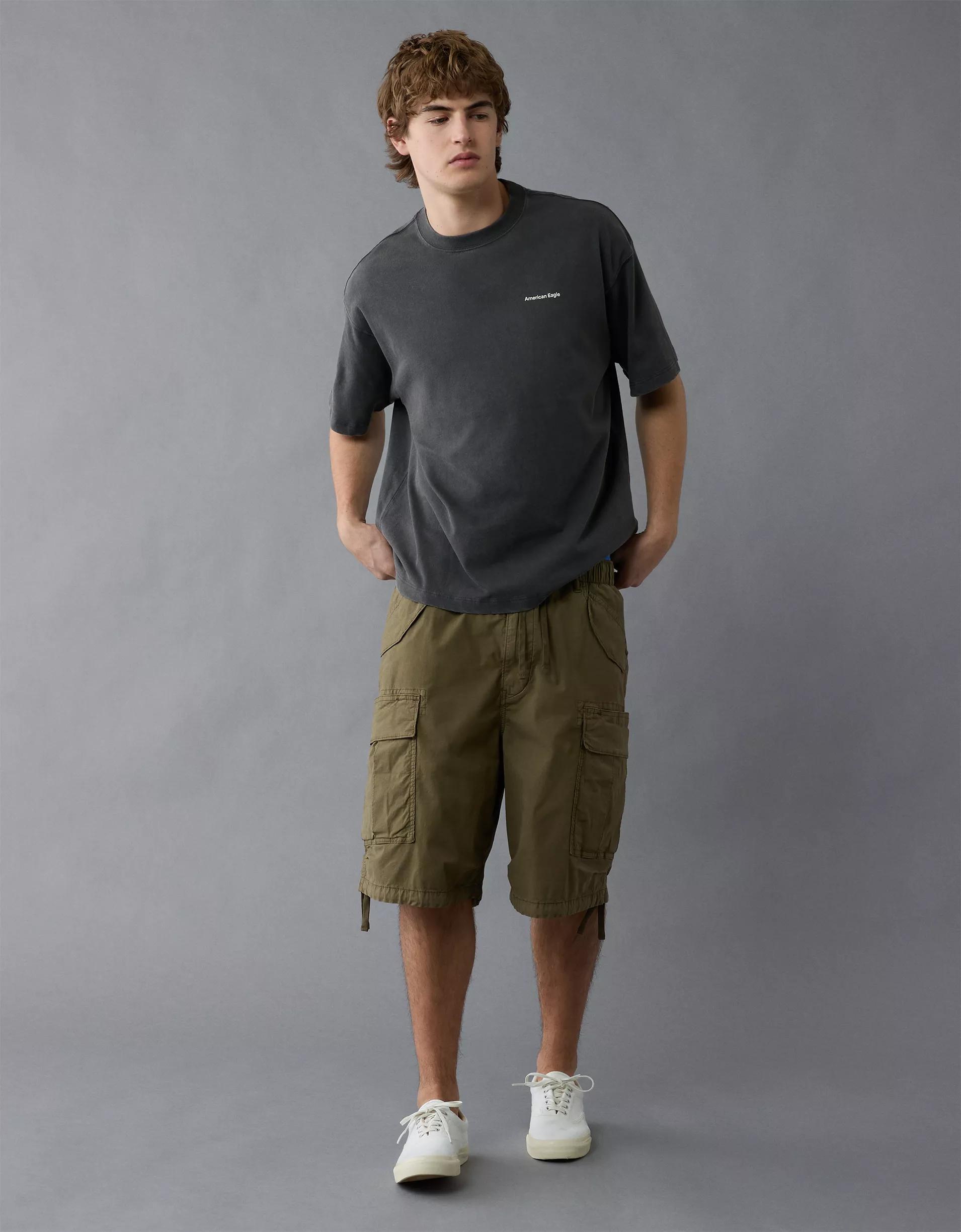 AE Boxy Logo Graphic T-Shirt Product Image