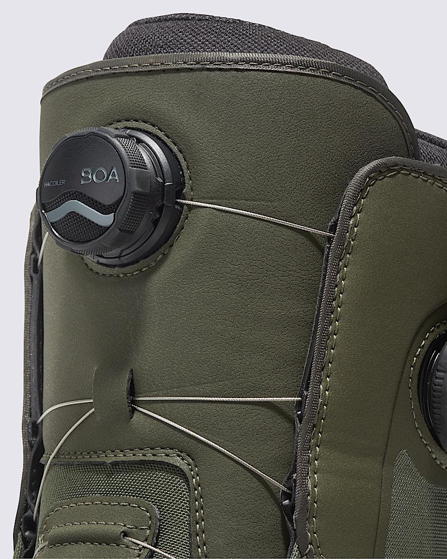Aura Pro Snowboard Boot in Green / Gum| Vans US Product Image