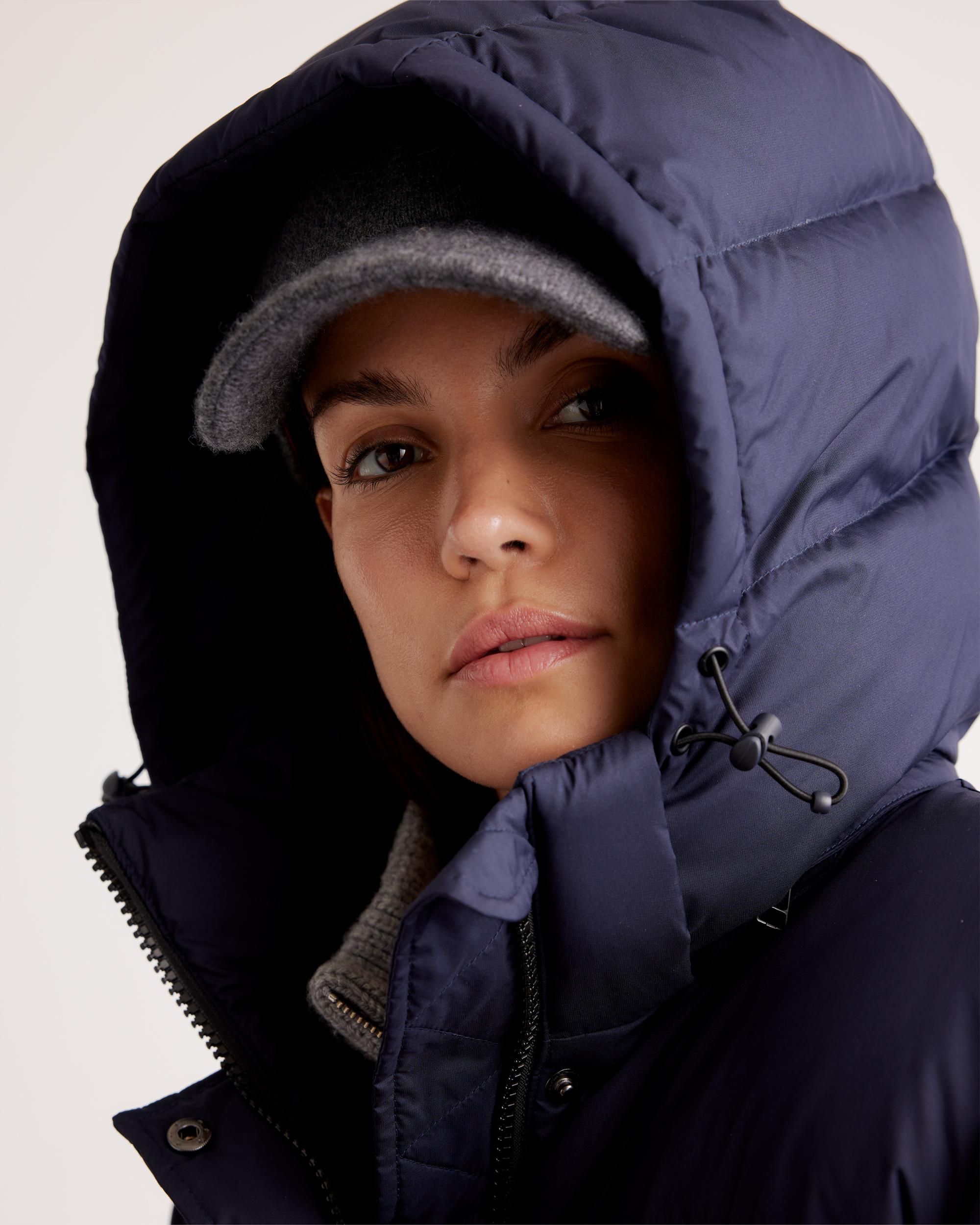 Quince | Women's Responsible Down Puffer Jacket Size XS, Recycled Polyester Product Image