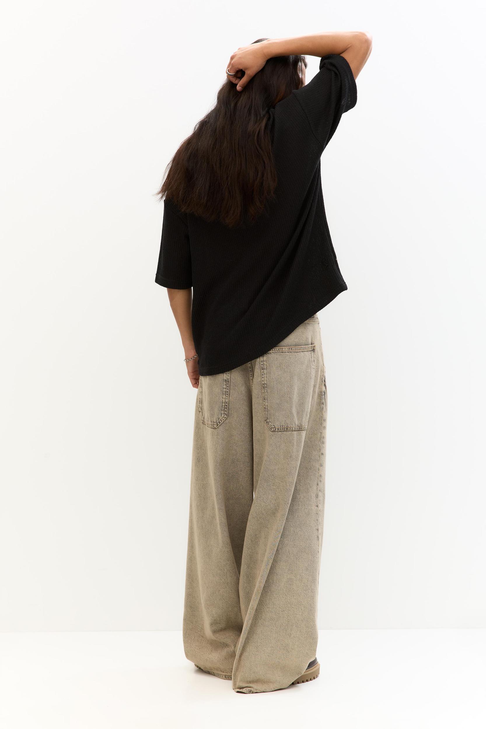 Boxy fit knit T-shirt Product Image