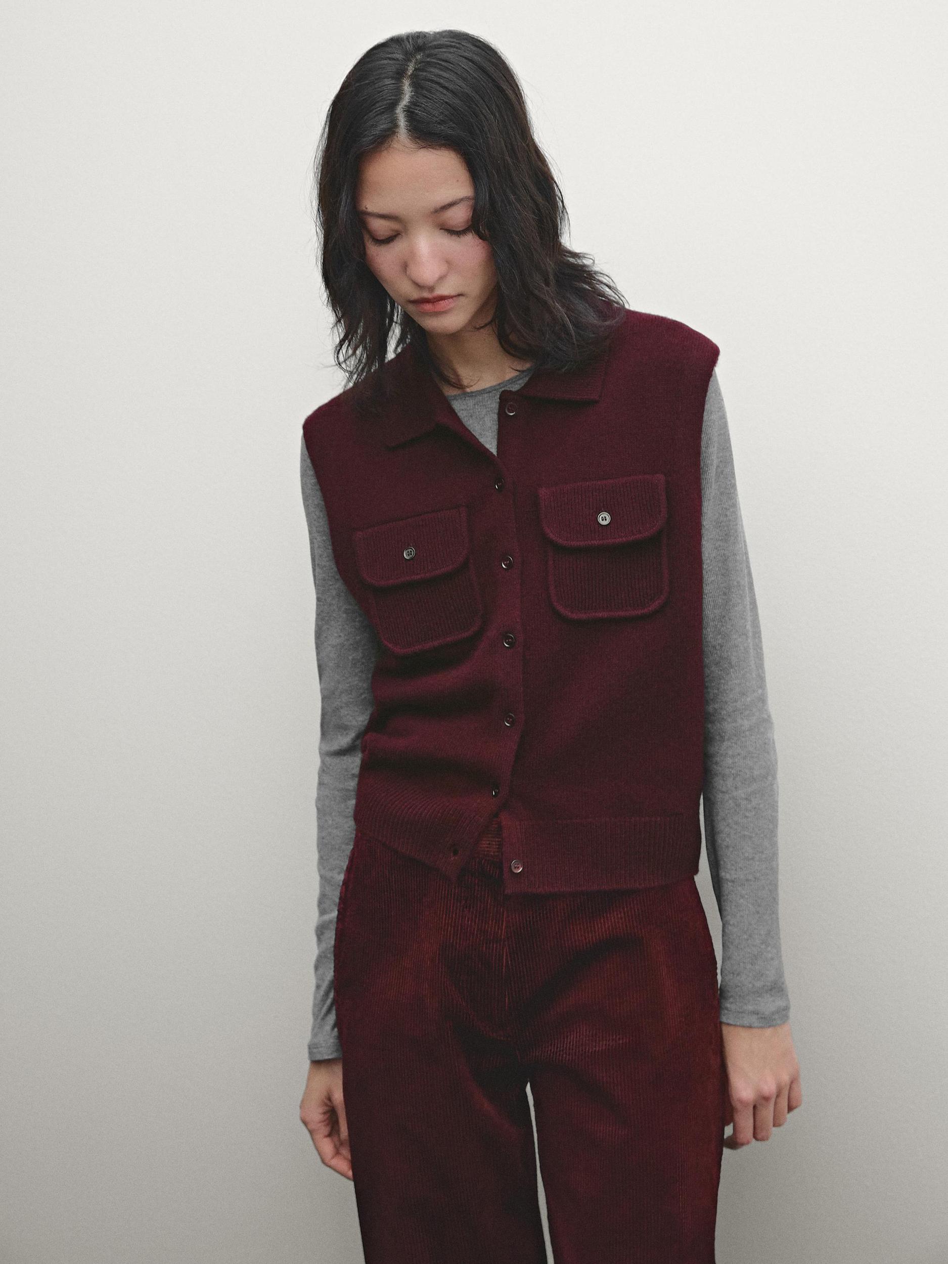 Cropped knit vest with pockets Product Image