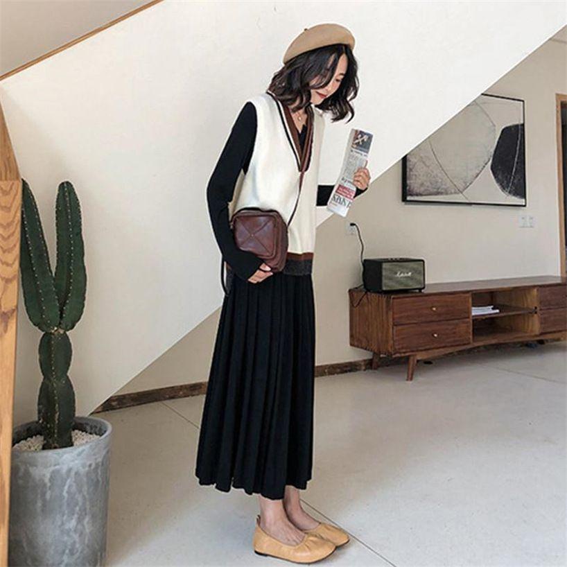 Maternity Set: V-Neck Sweater Vest + Long-Sleeve Maxi A-Line Dress Product Image