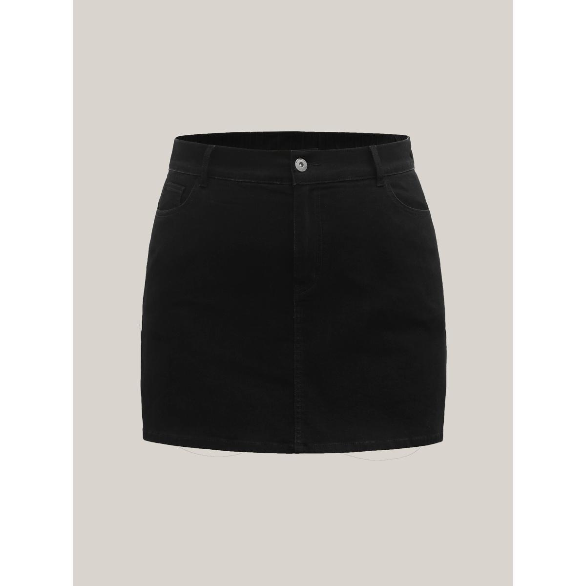 Plus Size Plain Slit Fitted Denim Skorts Women Denimblack Low stretch Casual Slanted pocket Denim Shorts BloomChic 28/5X Product Image