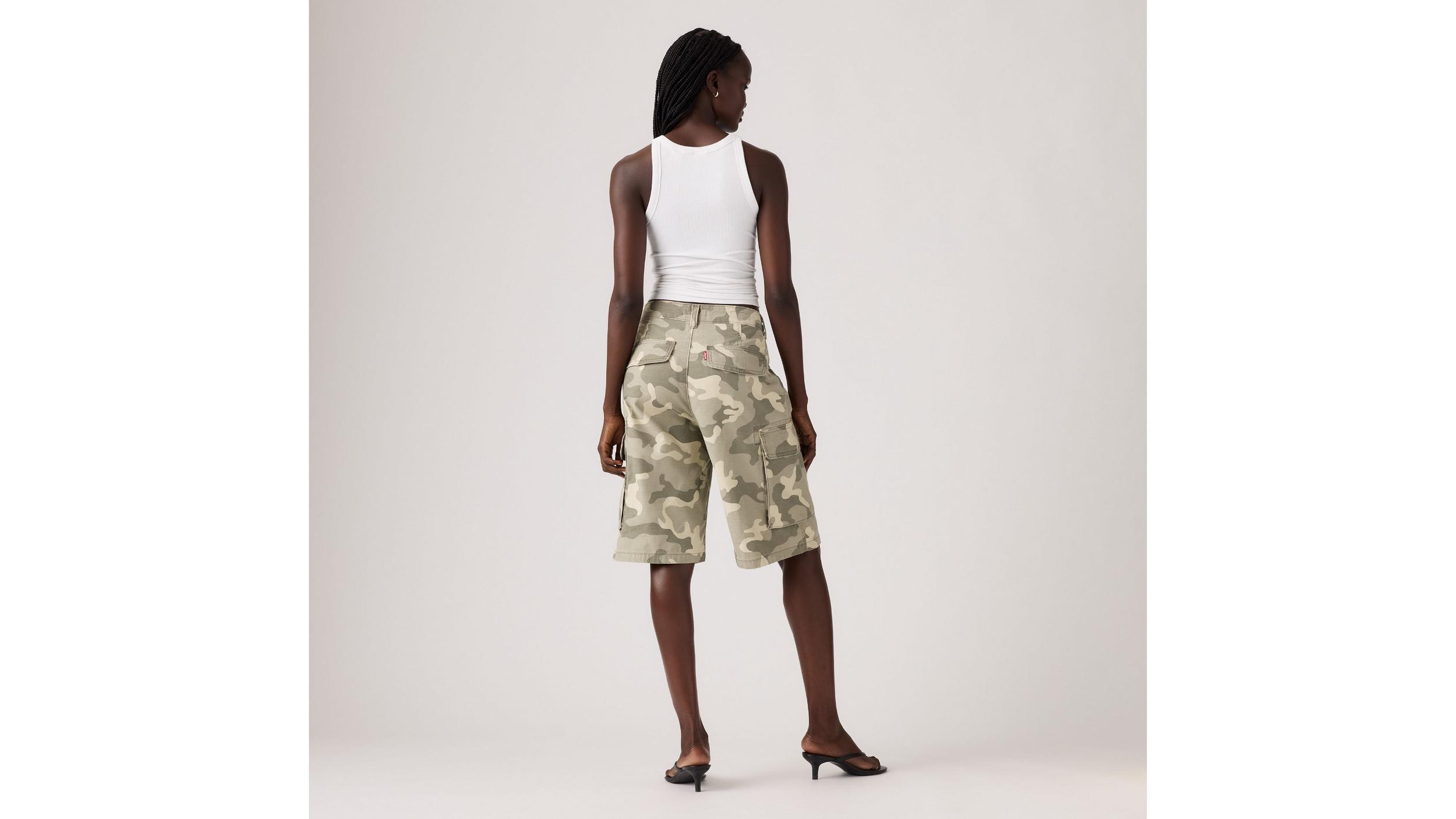 Baggy Dad Cargo Women's Shorts Product Image