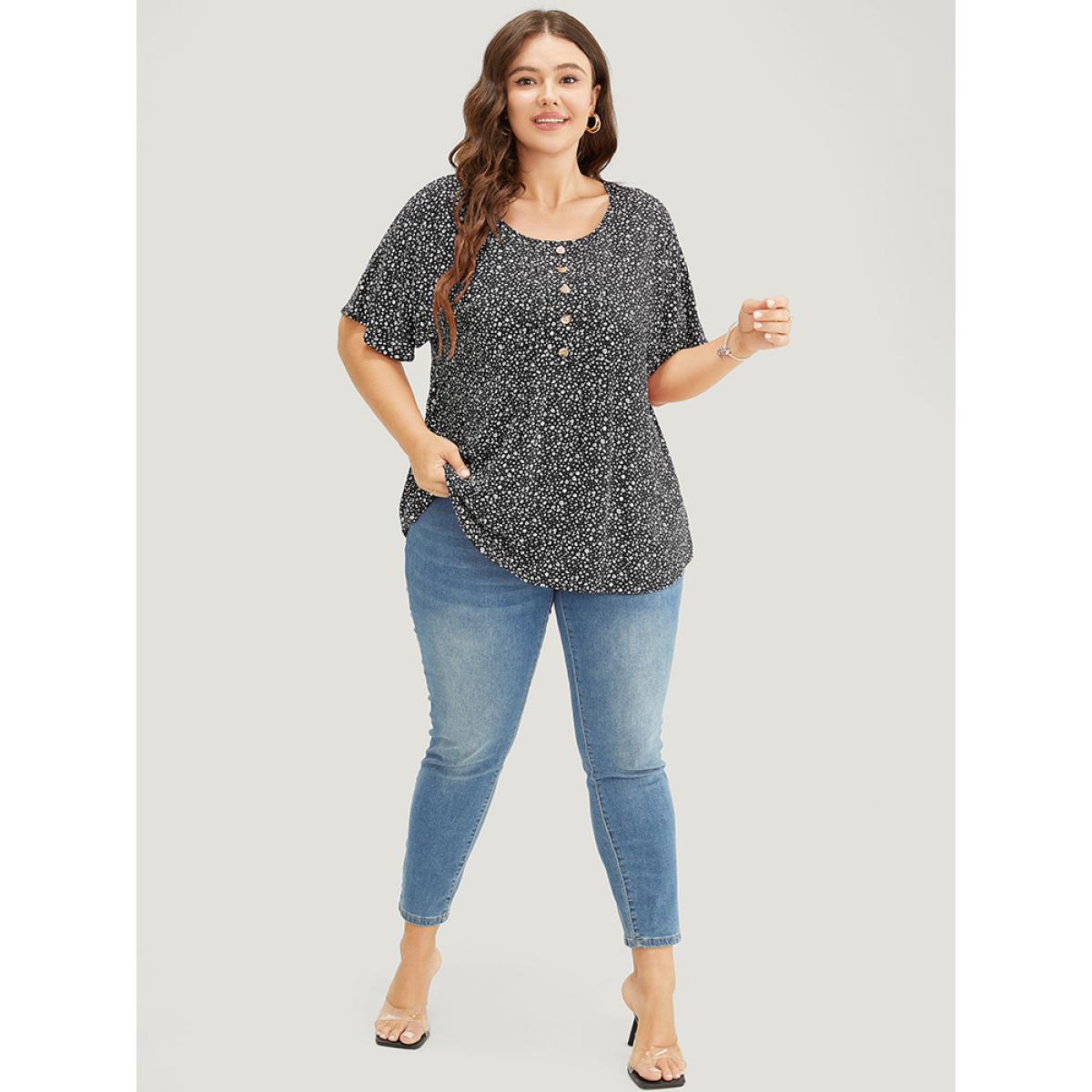 Plus Size Black Ditsy Floral Pleated Front Button Detail Blouse Women Elegant Short sleeve Round Neck Dailywear Blouses BloomChic 30/6X Product Image