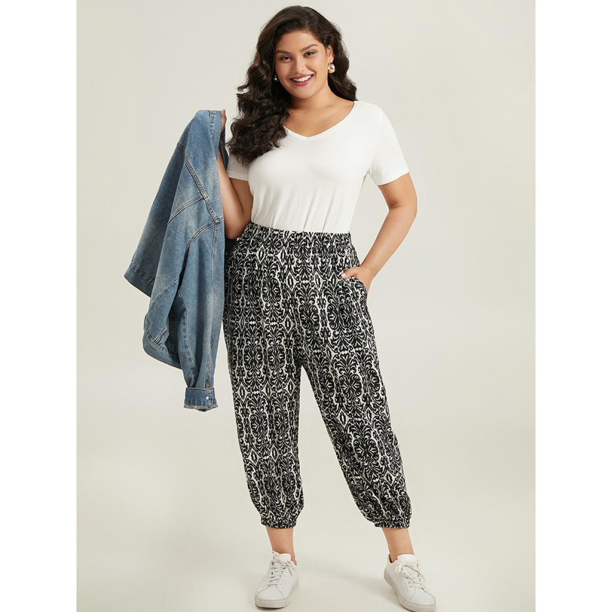 Plus Size Boho Print Elastic Waist Harem Pants Women Black Casual Harem High Rise Dailywear Pants BloomChic 28/5X Product Image