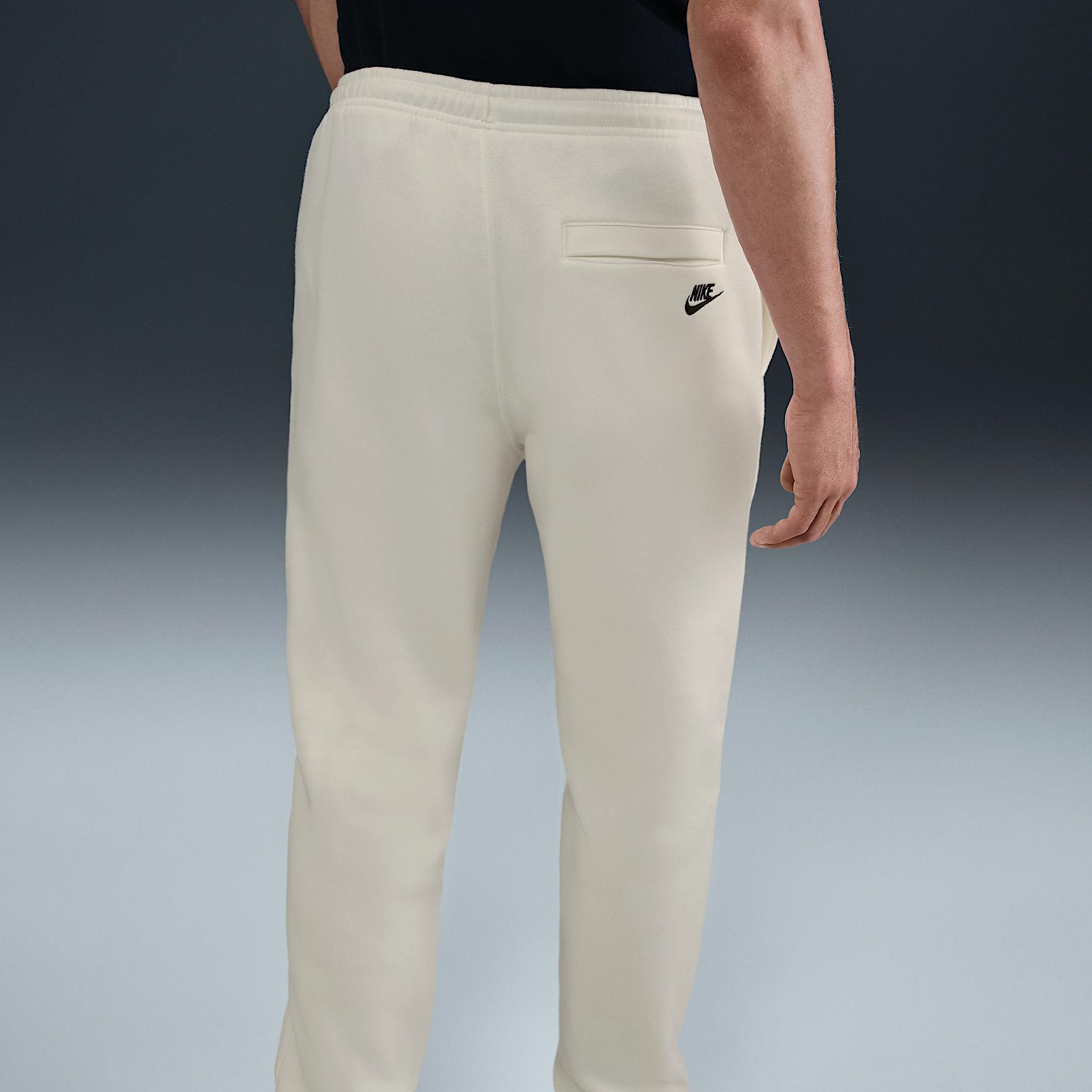 Nike Sportswear Club Men's Fleece Joggers Product Image