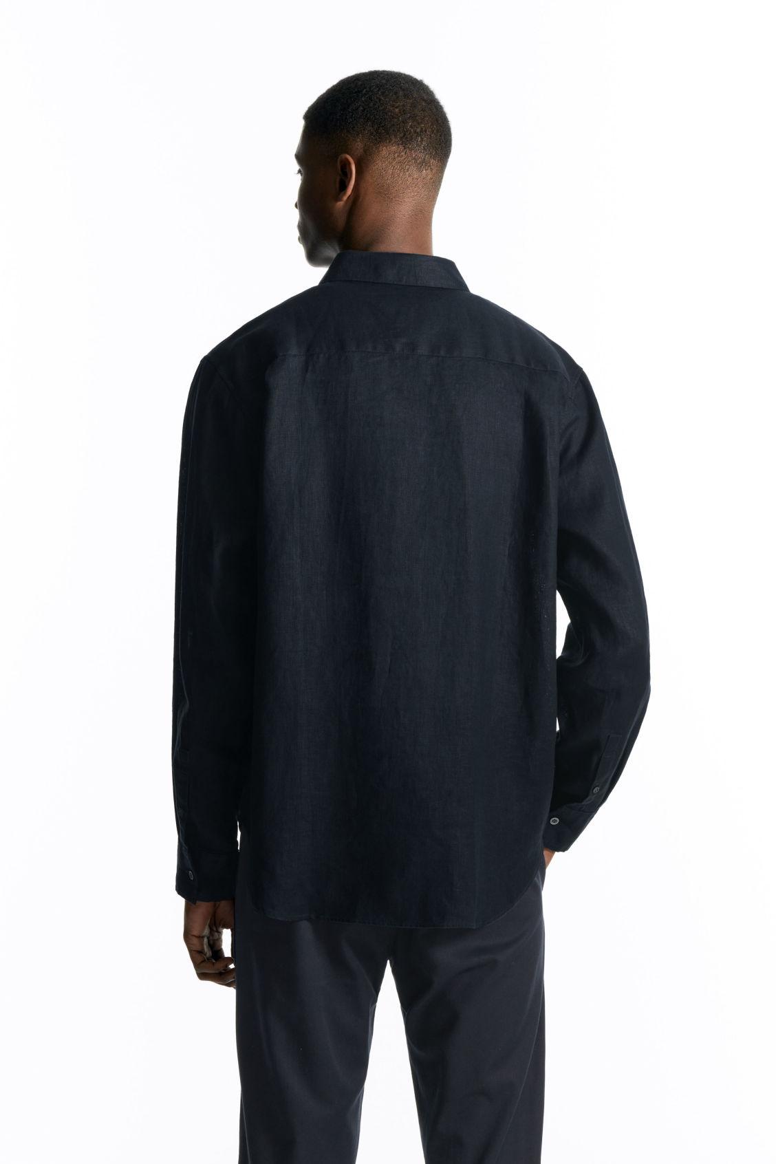 RELAXED LINEN LONG-SLEEVED SHIRT Product Image