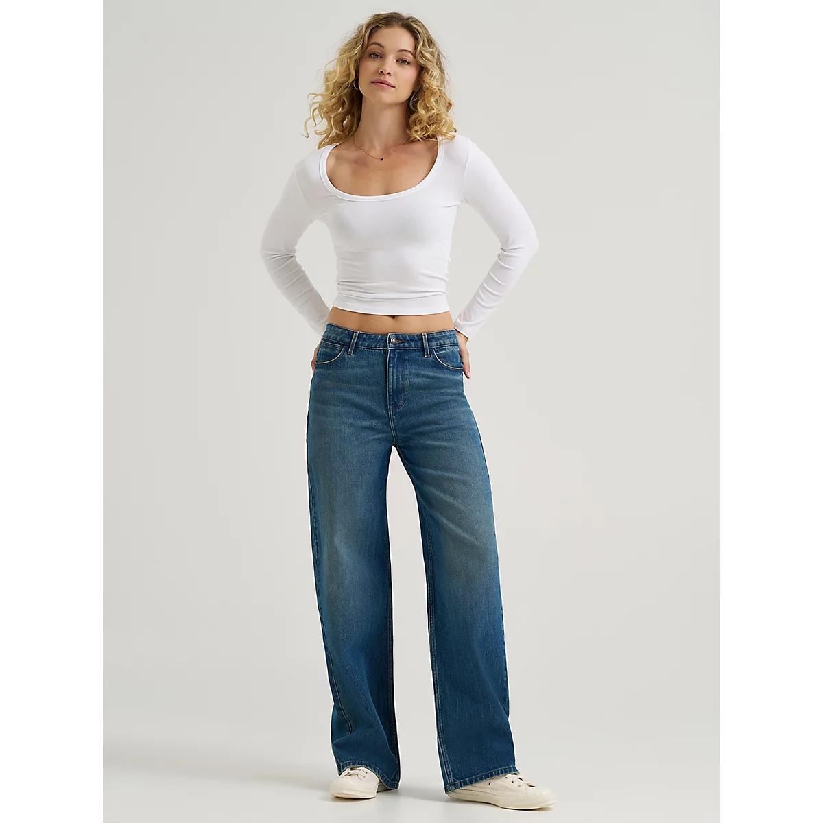 Women's Loose Straight Jean | Women's JEANS | Wrangler® Product Image