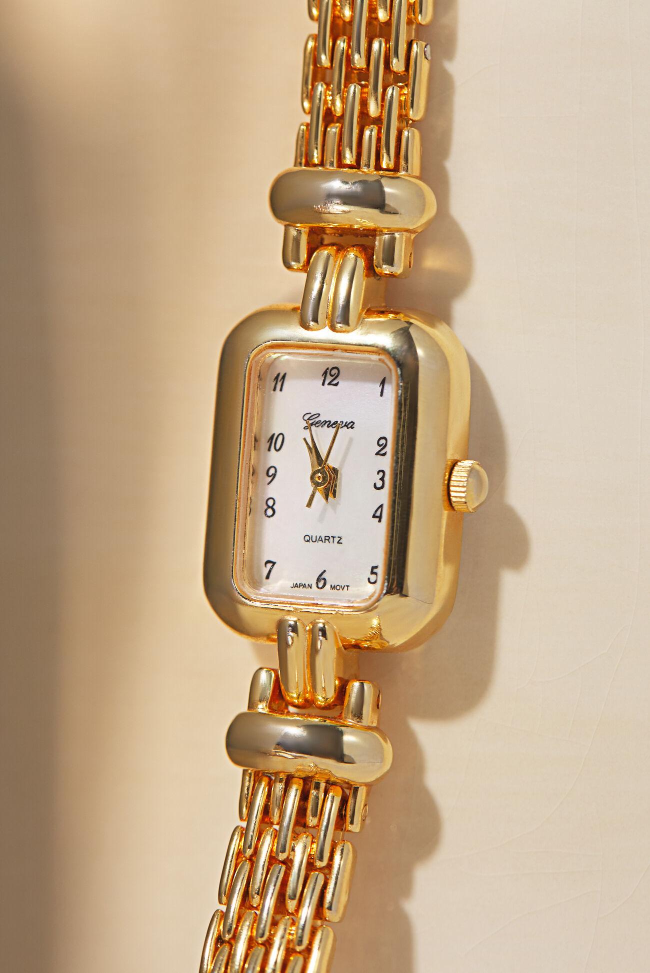 Dainty Rectangle Watch Product Image