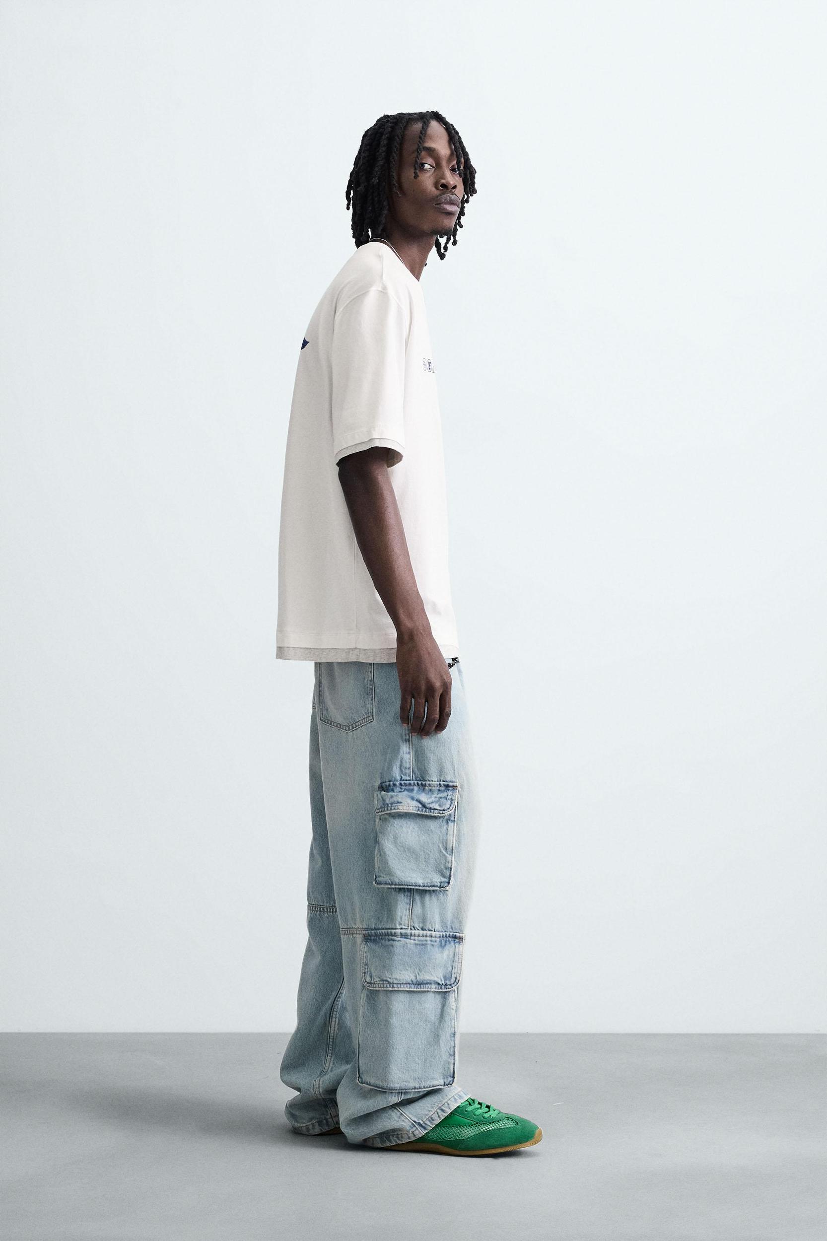 TEXT PRINT T-SHIRT Product Image