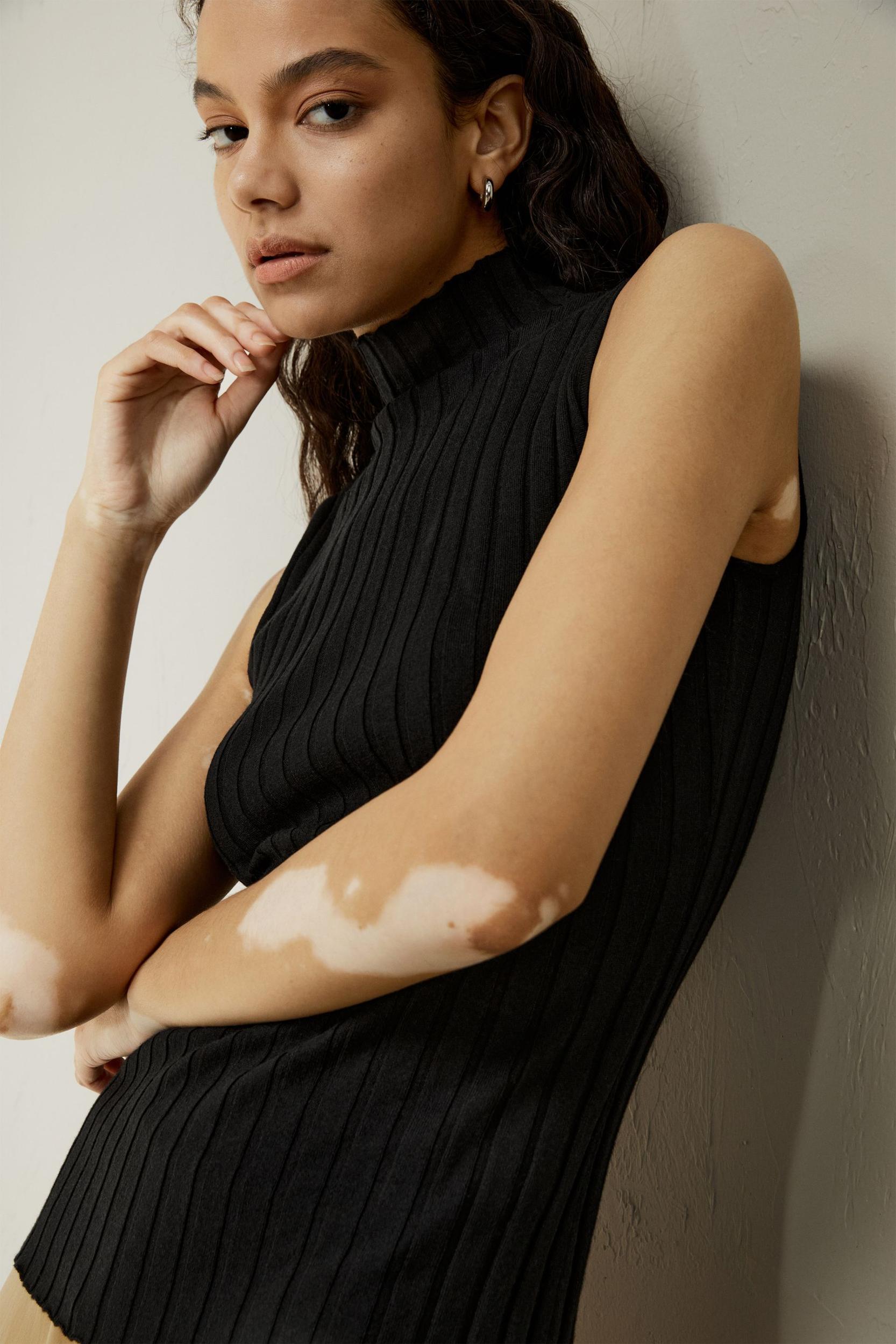 Silk-Cashmere Blend Knit Top Product Image