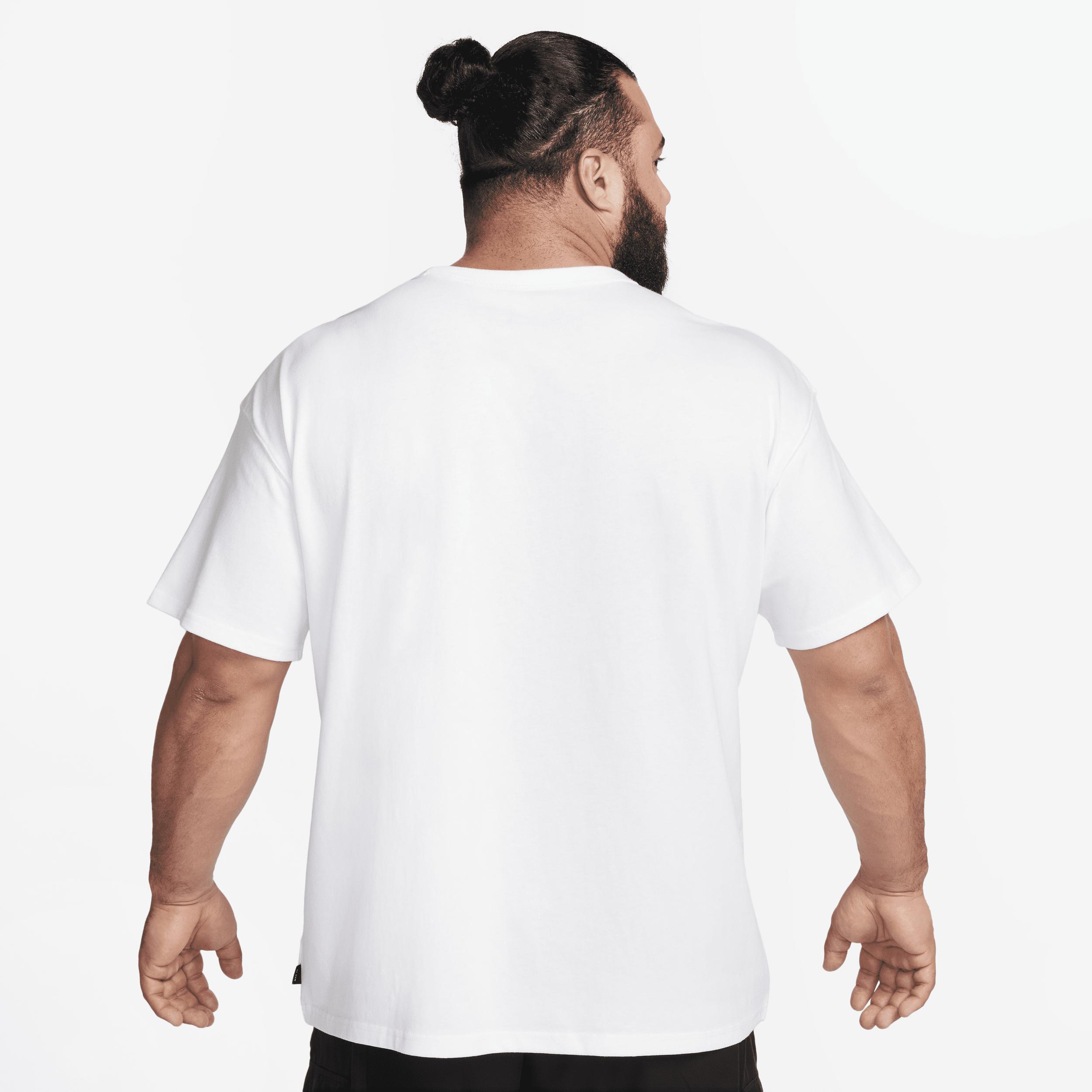 Mens Nike Sportswear Premium Essentials Pocket T-Shirt | DQ9295-101 Product Image