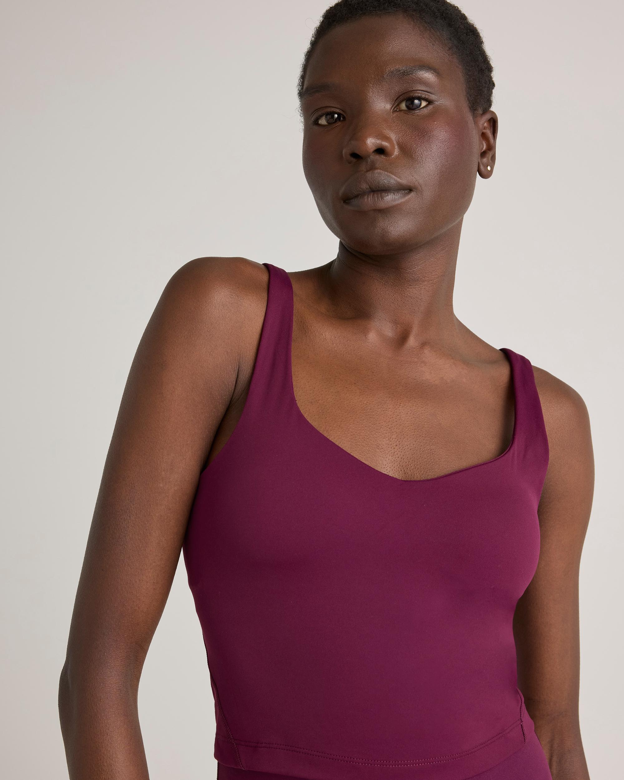 Quince | Women's Ultra-Form V-Neck Cropped Tank Top Size XS, Nylon/Spandex Product Image