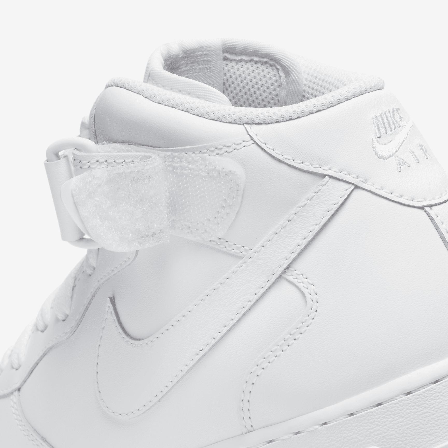 Nike Air Force 1 '07 Mid Women's Shoe Product Image