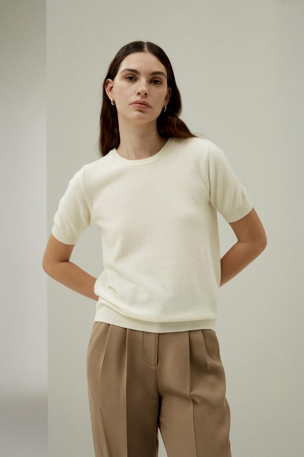 Crew Neck Basic Knit Top Product Image
